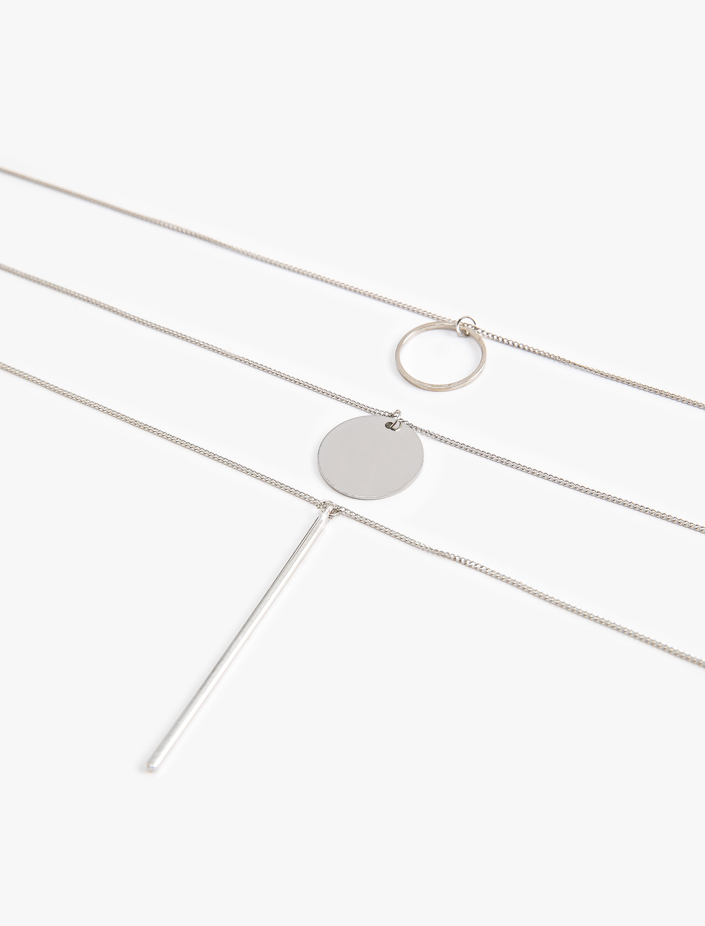  Kadın Katlı Zincir Kolye Plaka Charm Detaylı