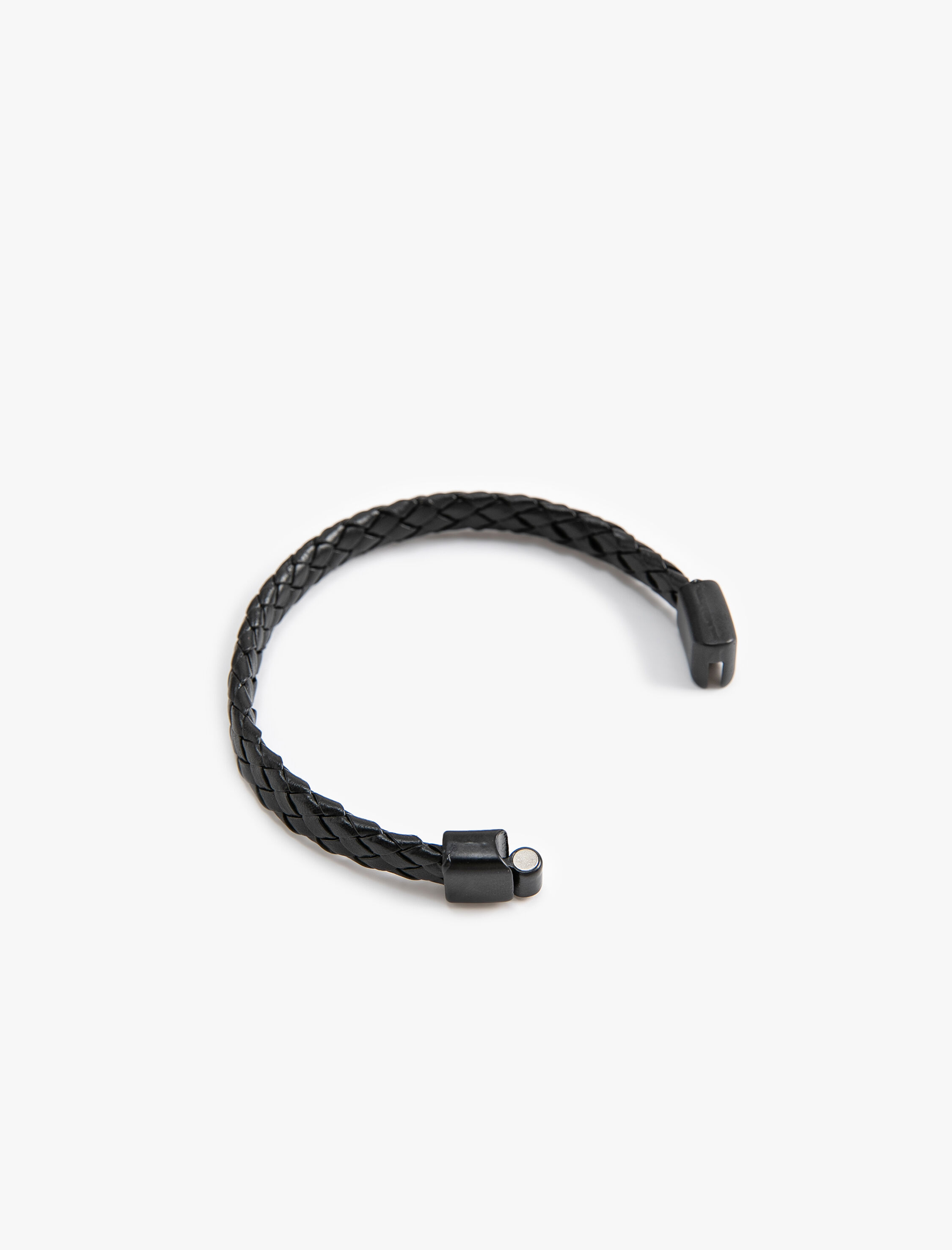  Erkek Bileklik Deri Görünümlü Örgü Motifli