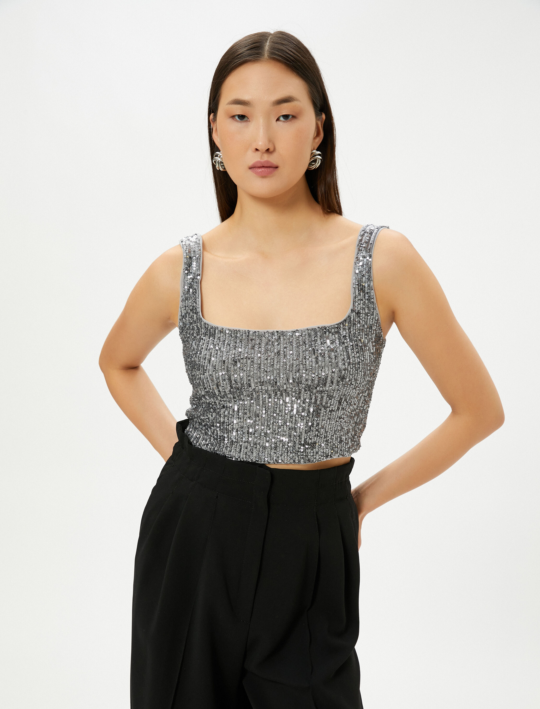   Abiye Büstiyer Pul-Payet İşlemeli Crop Kalın Askılı Bol Kalıp