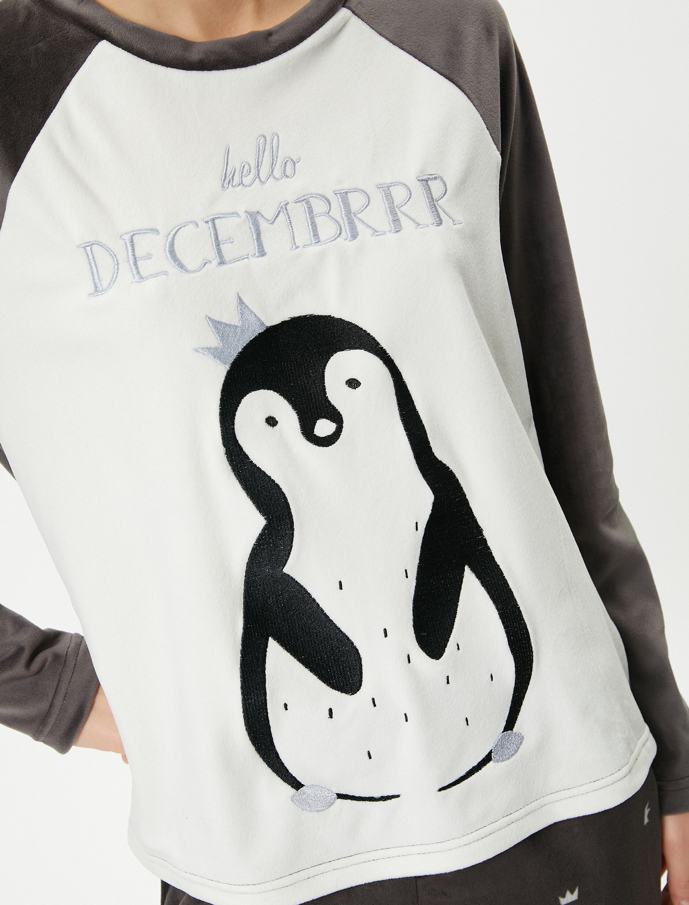   Polar Pijama Üstü Penguen Nakışlı Bisiklet Yaka Reglan Kol
