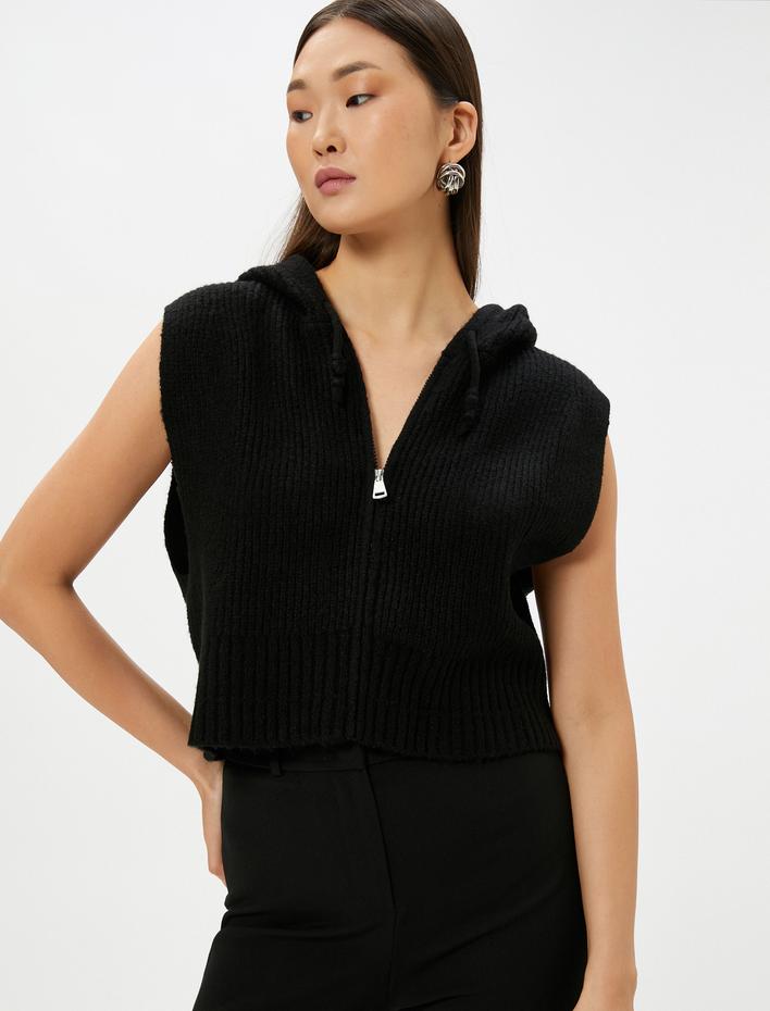  Fermuarlı Crop Süveter Kapüşonlu