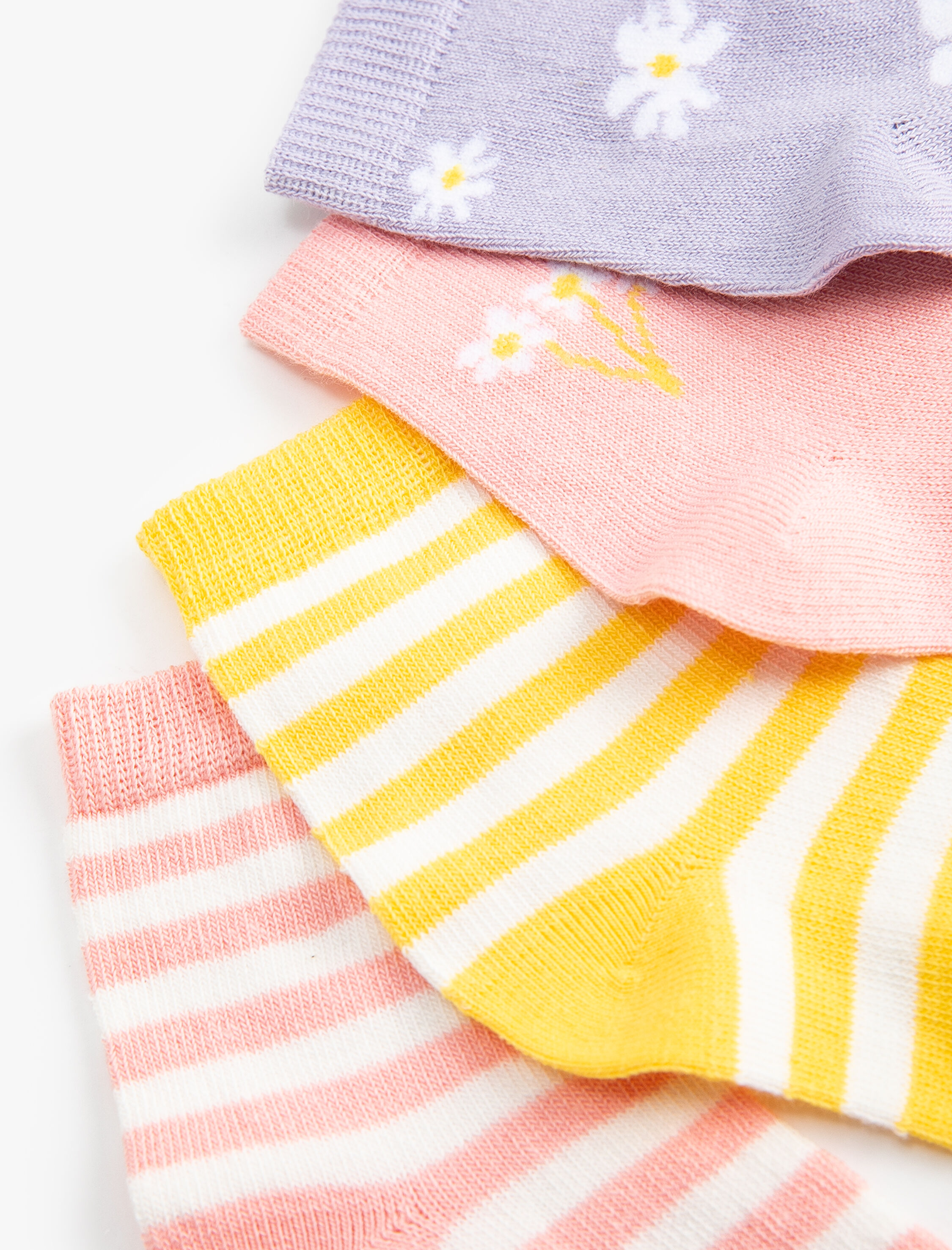  Kız Bebek 4'lü Renkli Çorap Seti