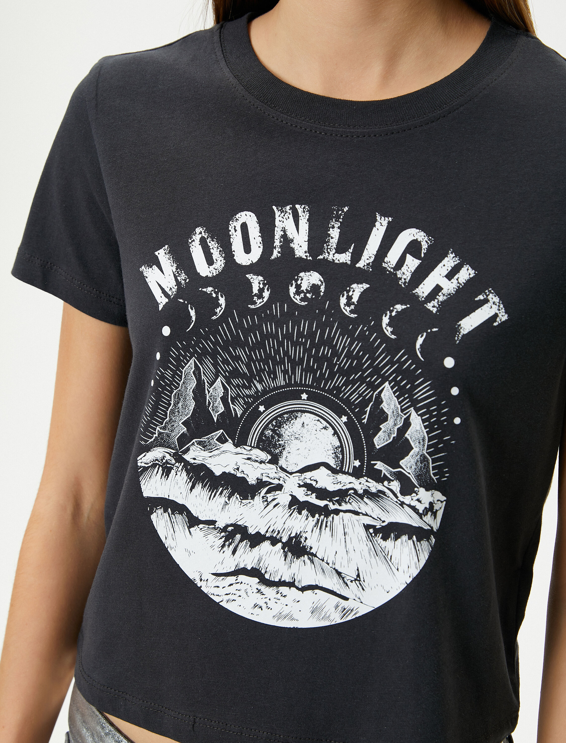   Baskılı Crop Tişört Kısa Kollu Bisiklet Yaka Rahat Kalıp