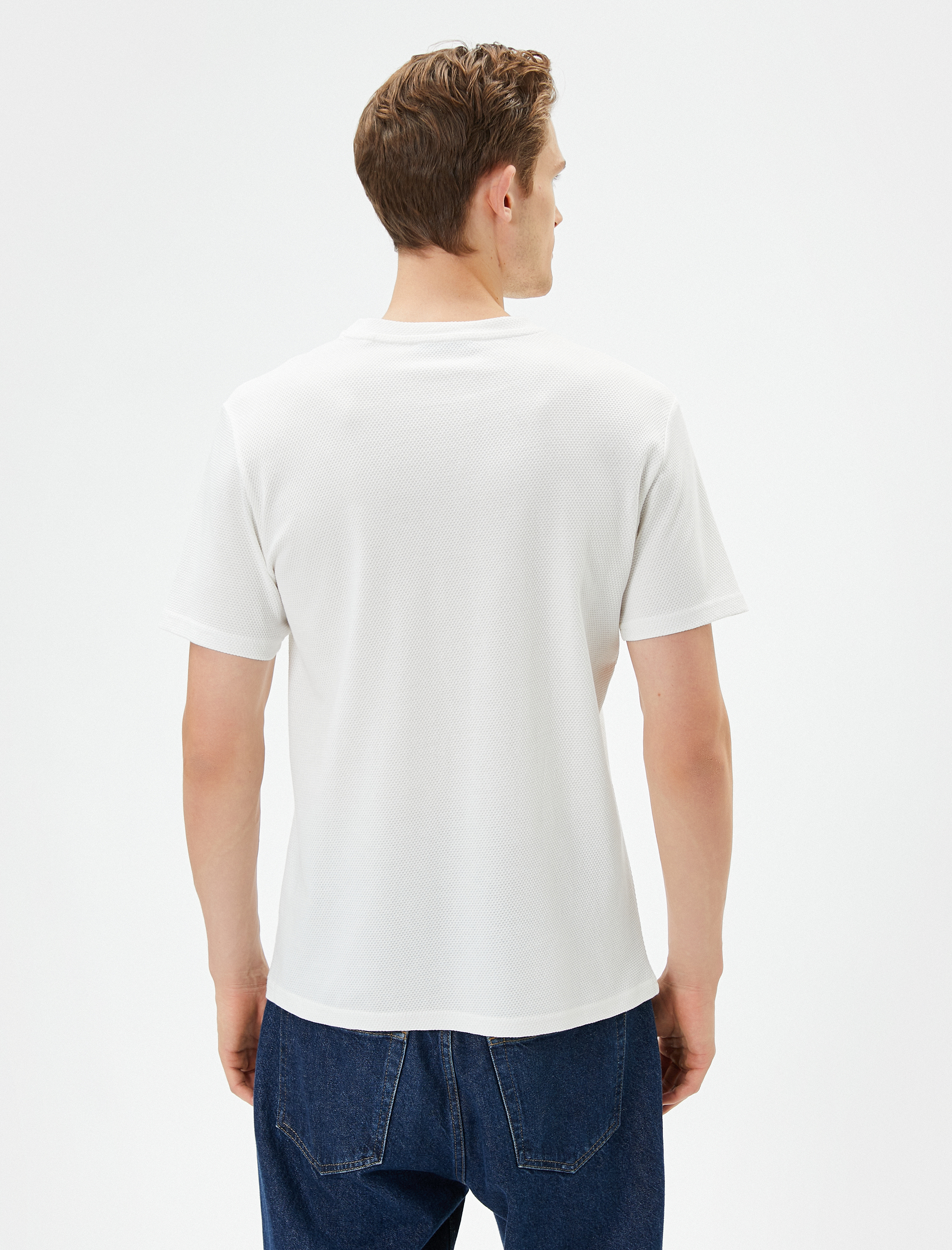   Basic Tişört Cep Detaylı Bisiklet Yaka Kısa Kollu Dokulu