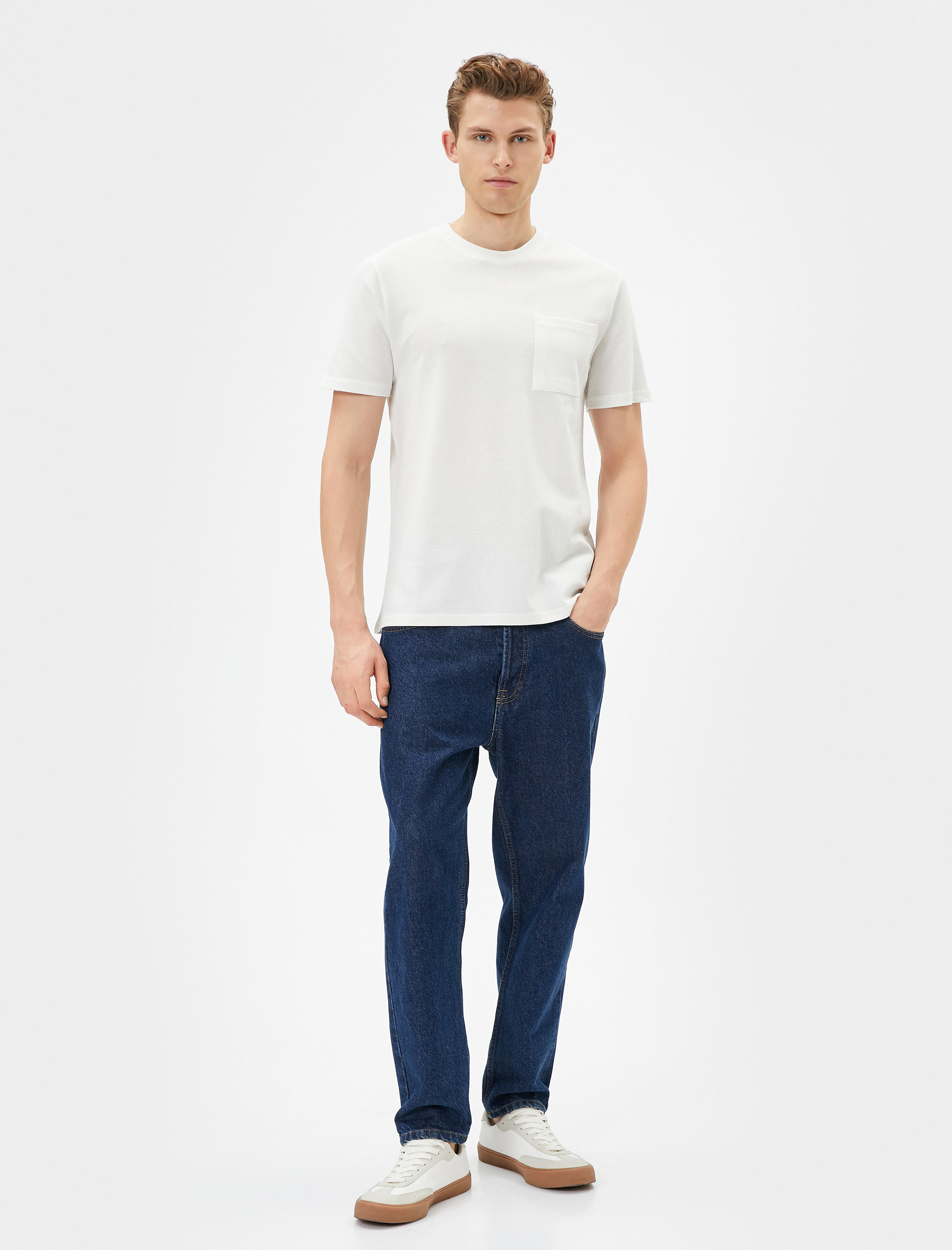   Basic Tişört Cep Detaylı Bisiklet Yaka Kısa Kollu Dokulu