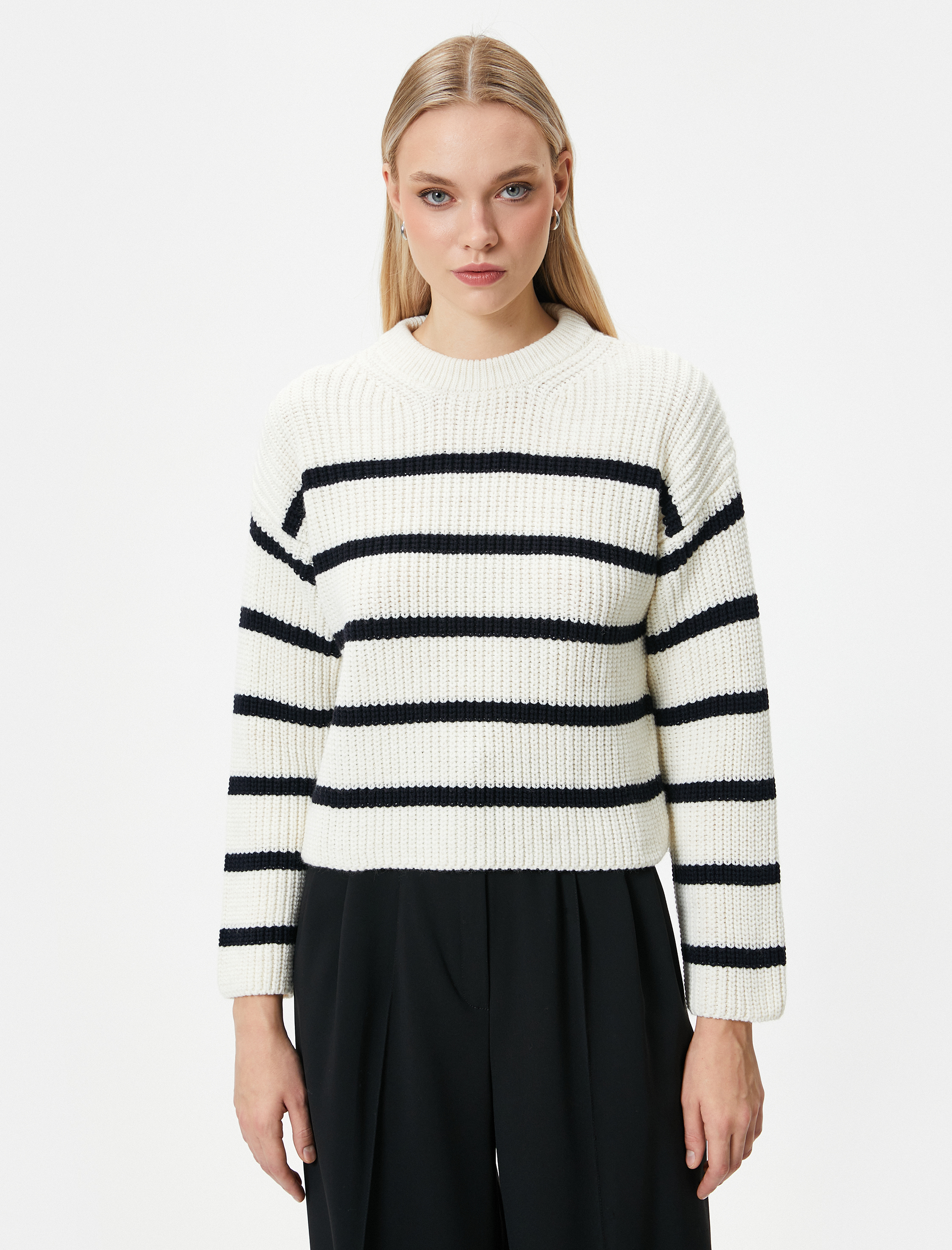   Örgü Kazak Bisiklet Yaka