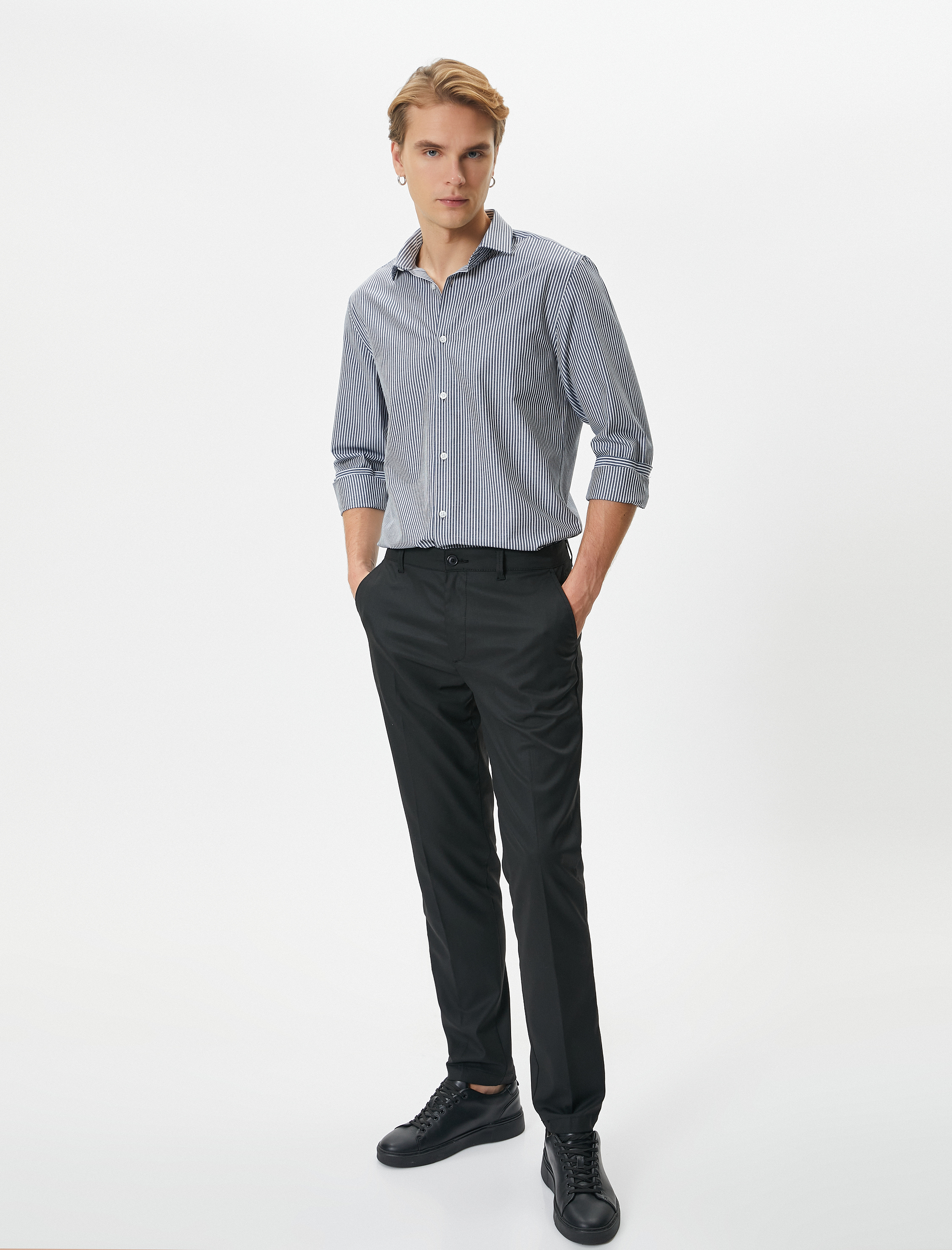   Basic Gömlek Klasik Manşet Yaka Düğmeli Uzun Kollu Regular Fit