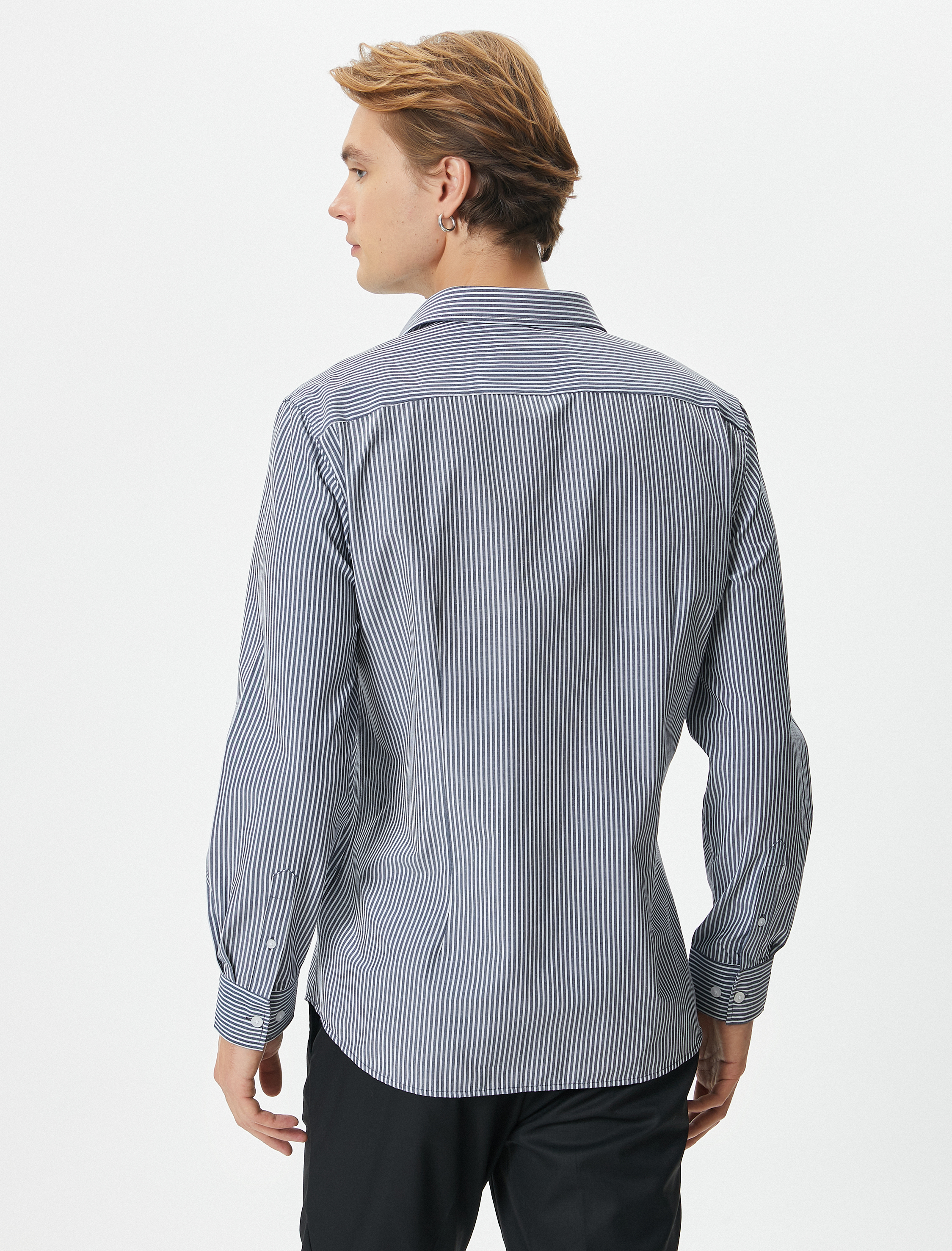   Basic Gömlek Klasik Manşet Yaka Düğmeli Uzun Kollu Regular Fit