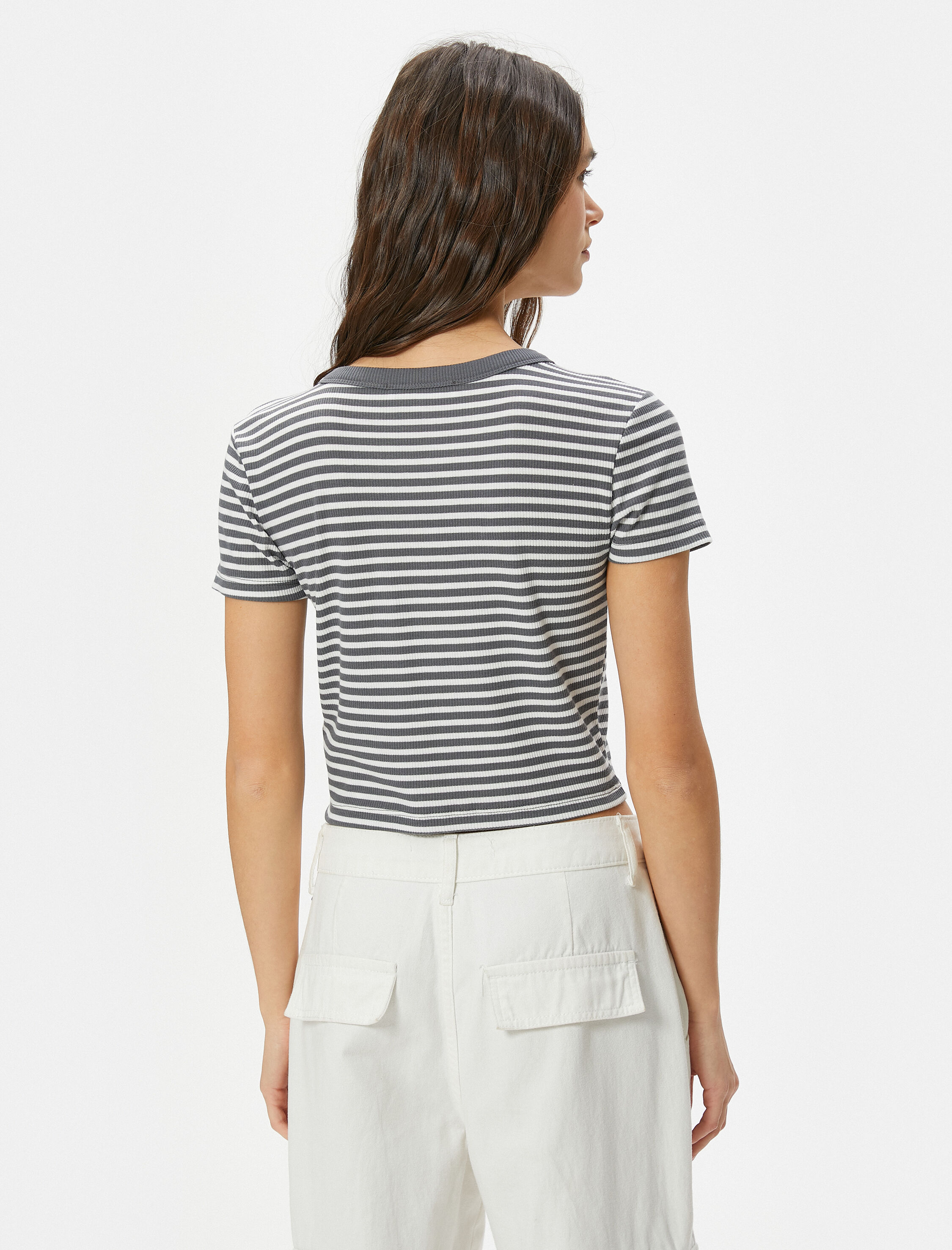   Crop Tişört Ribanalı Slim Fit İşleme Detaylı Kısa Kollu Bisiklet Yaka