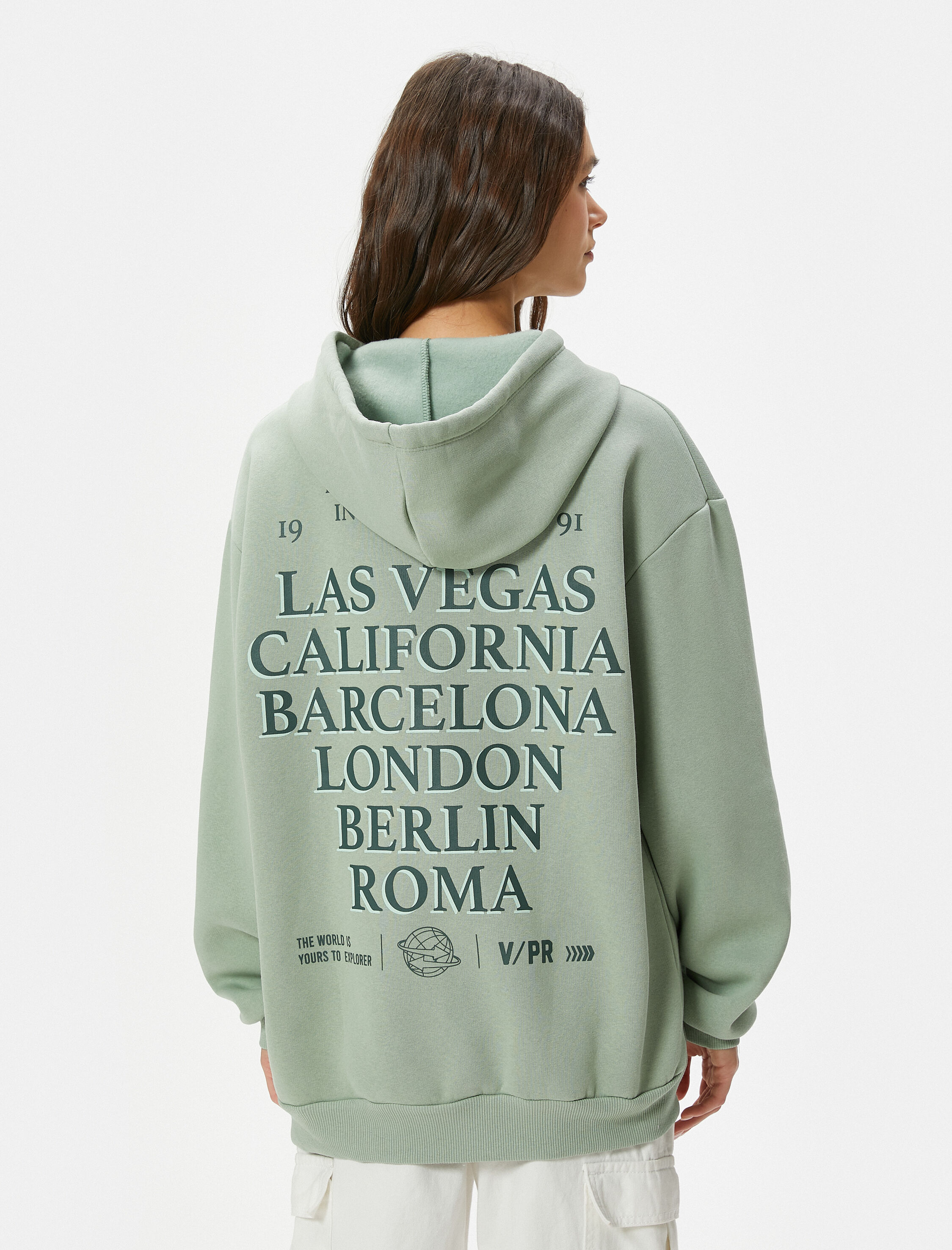   Şardonlu Kapşonlu Sweatshirt Arkası Baskılı Rahat Kalıp Uzun Kollu