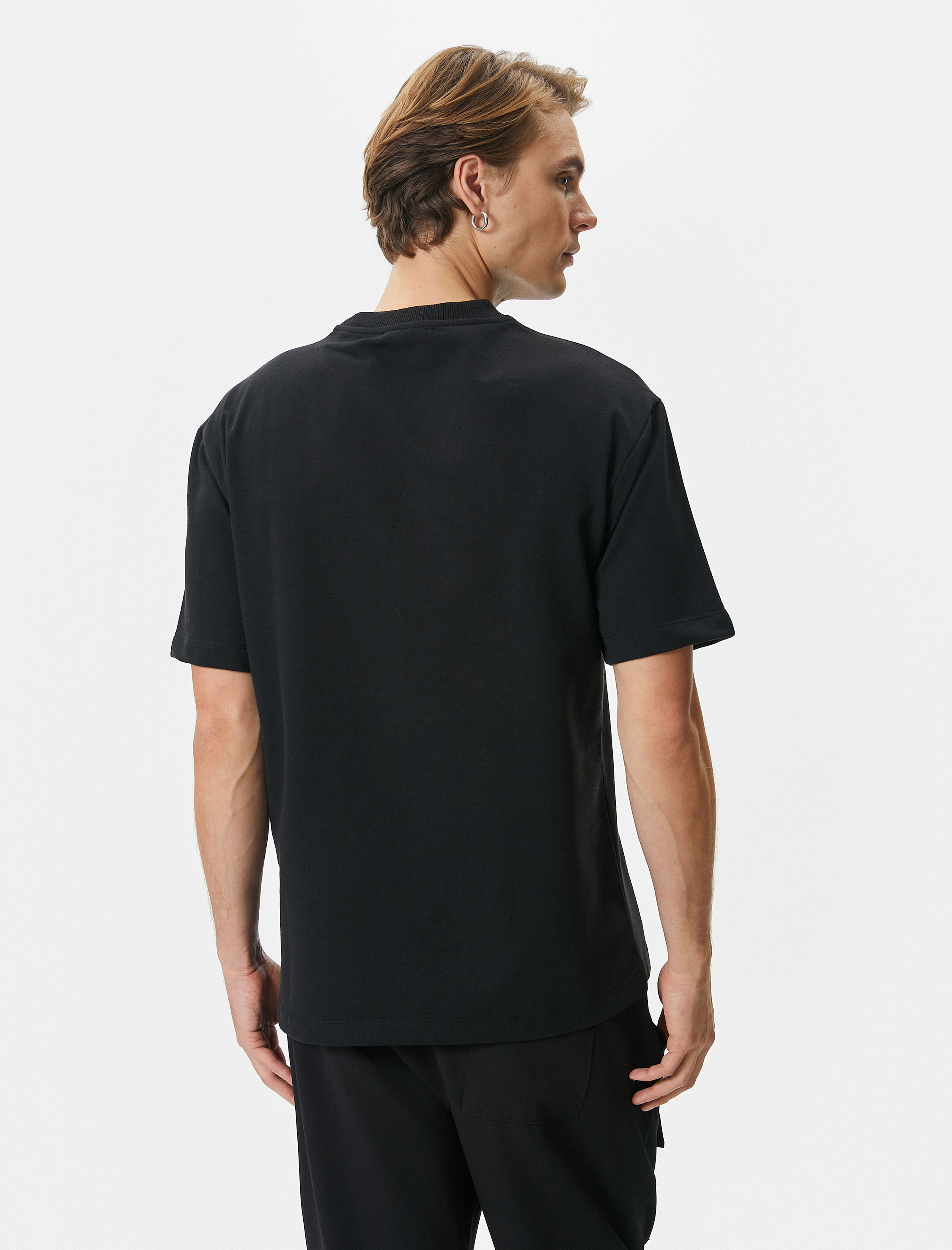   Oversize Tişört Dikiş Detaylı Bisiklet Yaka Kısa Kollu