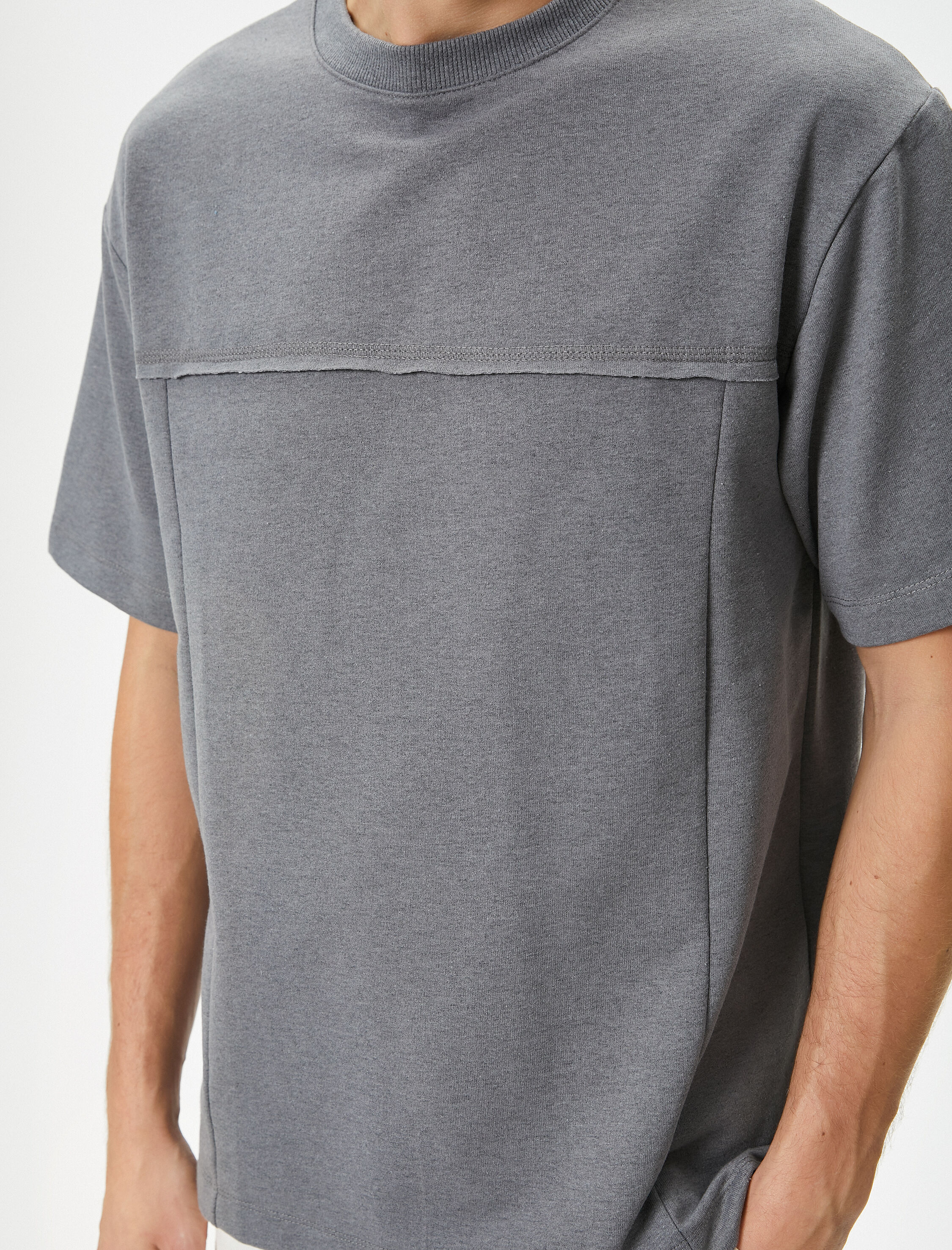   Oversize Tişört Dikiş Detaylı Bisiklet Yaka Kısa Kollu