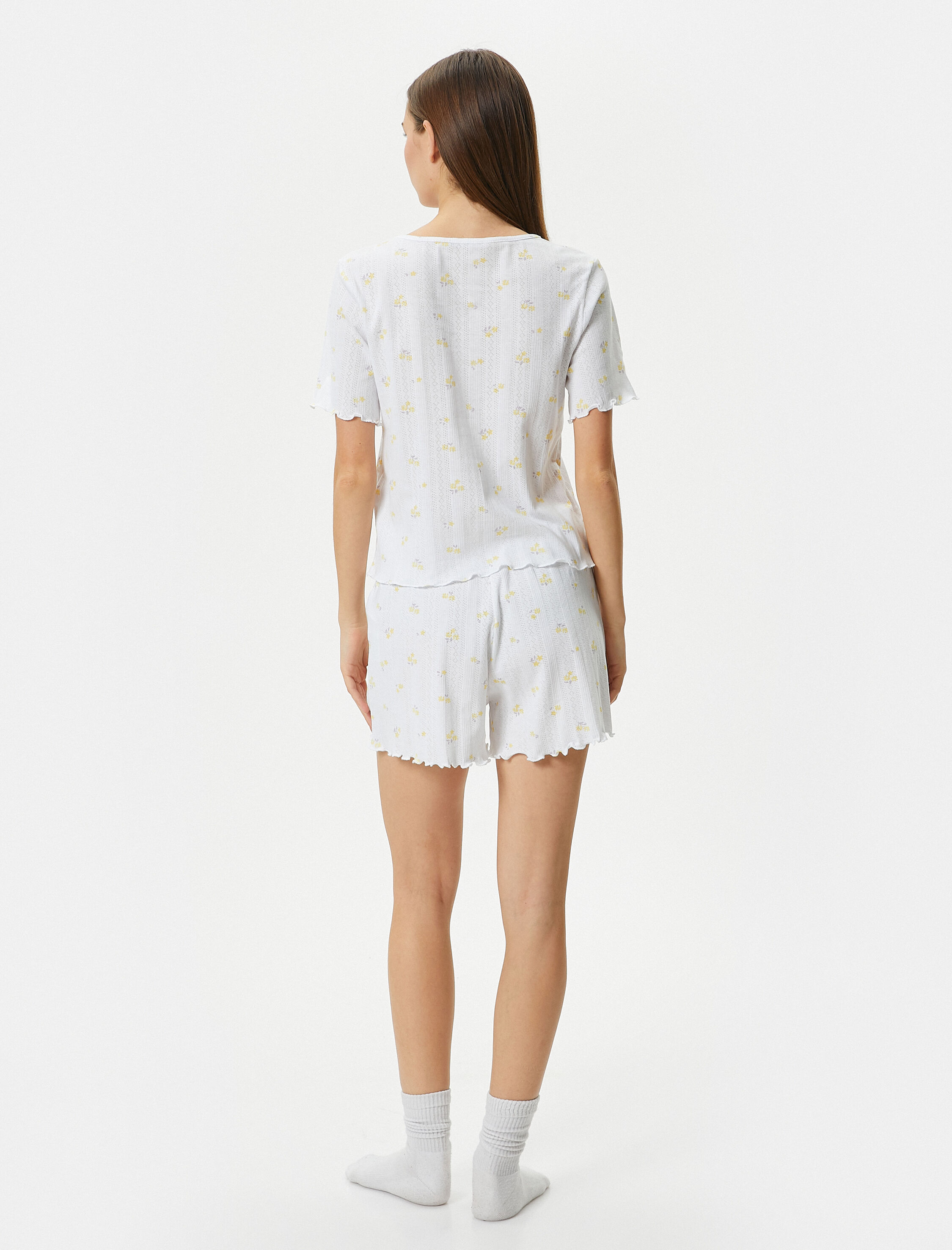   Şortlu Pijama Takımı Kısa Kollu Bisiklet Yaka Çiçekli Pamuklu