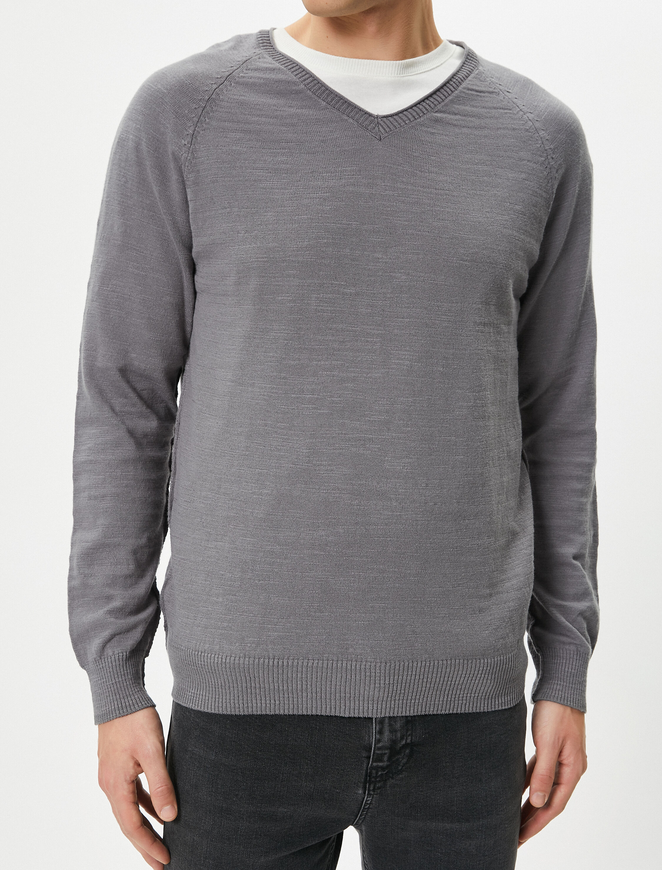   Basic Triko Kazak V Yaka Slim Fit Uzun Kollu Pamuklu