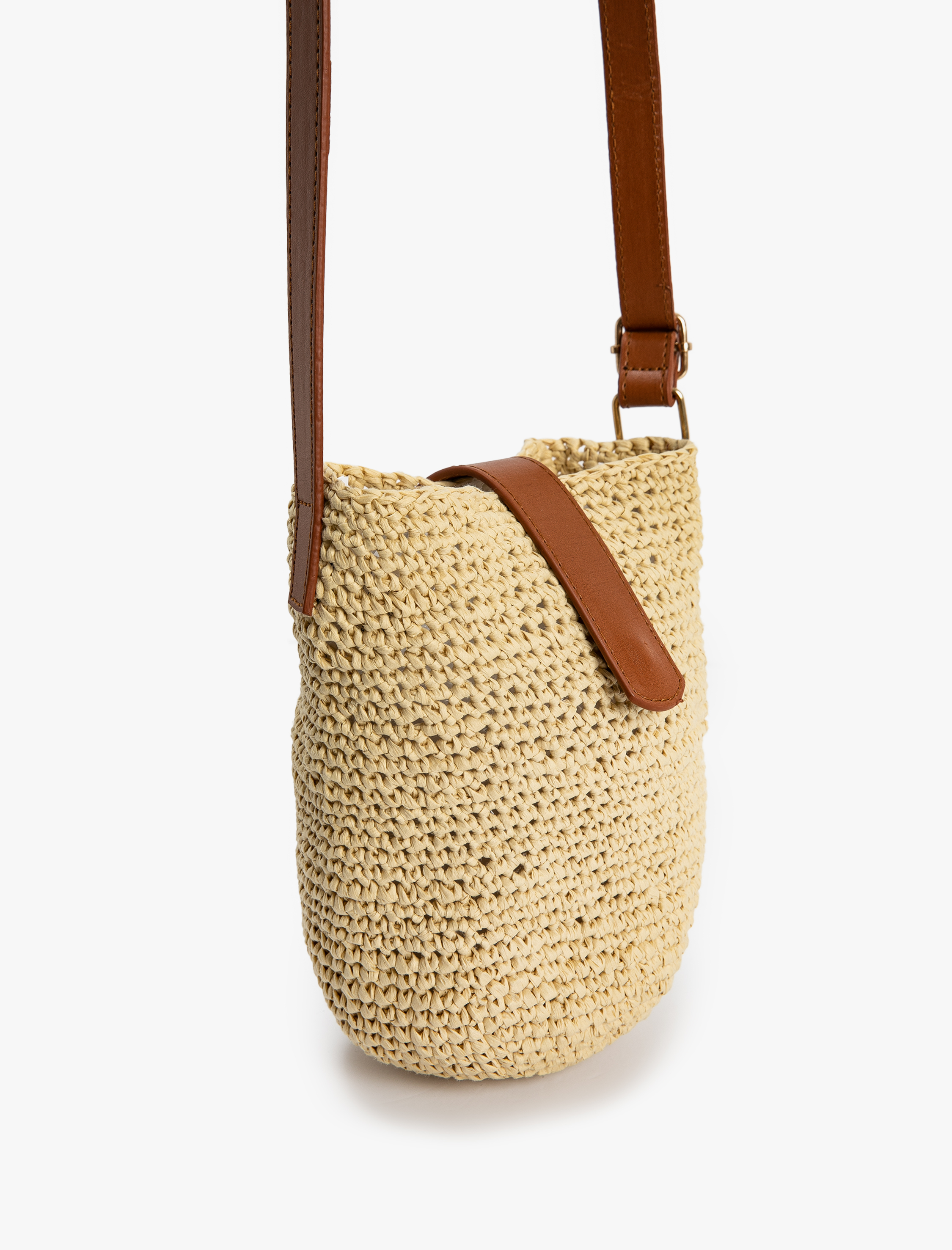  Kadın Hasır Çanta Çapraz Askılı Suni Deri Görünüm Detaylı