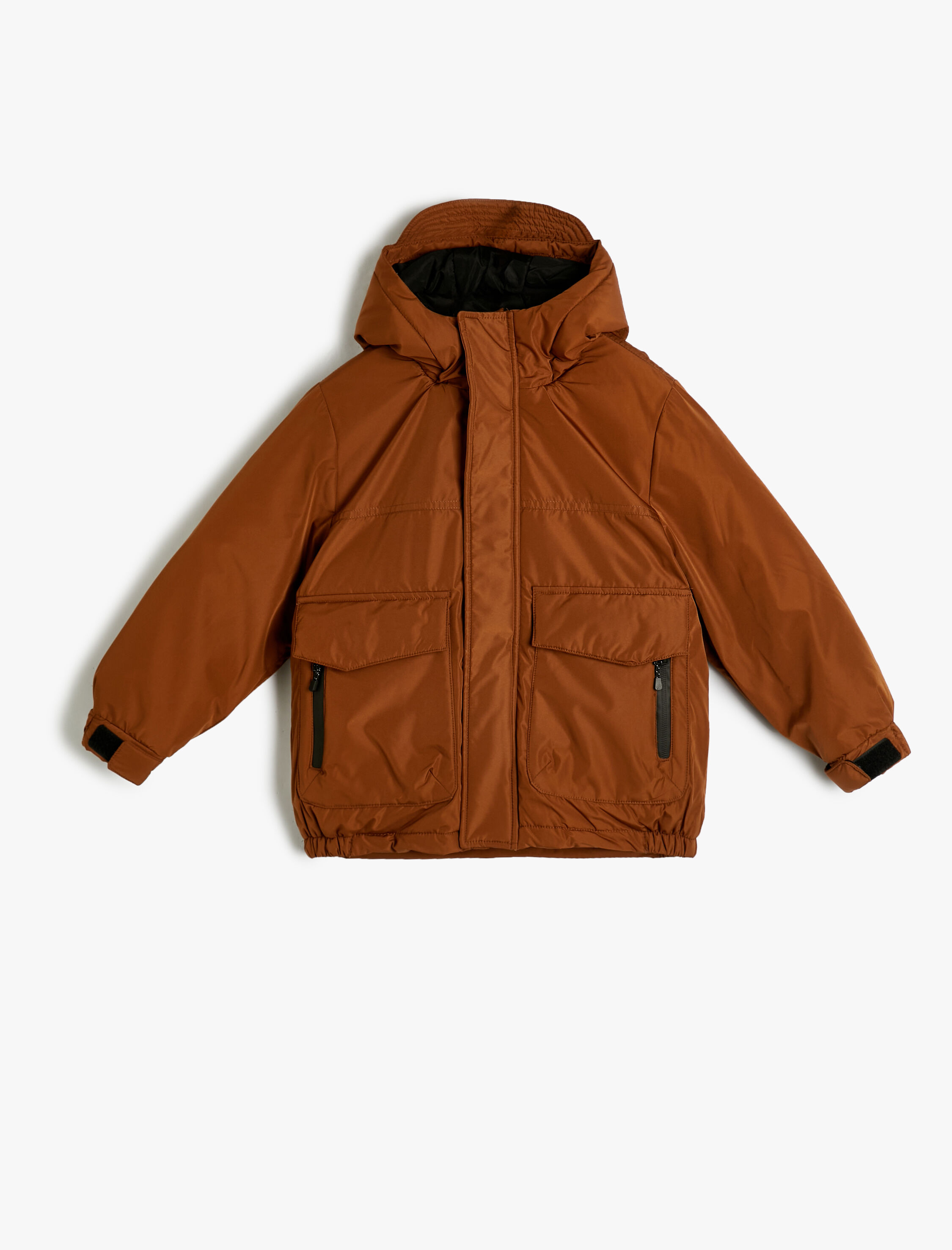  Erkek Çocuk Kapşonlu Mont Rüzgar Kapaklı Cep ve Fermuar Detaylı