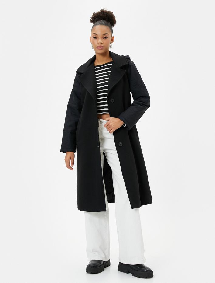  Uzun Kaşe Kaban Kapüşonlu Kemerli Paraşüt Kumaş Detaylı Cepli Düğme Kapamalı