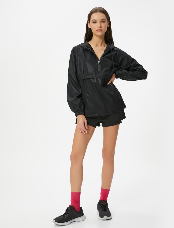  Spor Yarım Fermuarlı Kapüşonlu Sweatshirt Parlak Kumaş Cepli