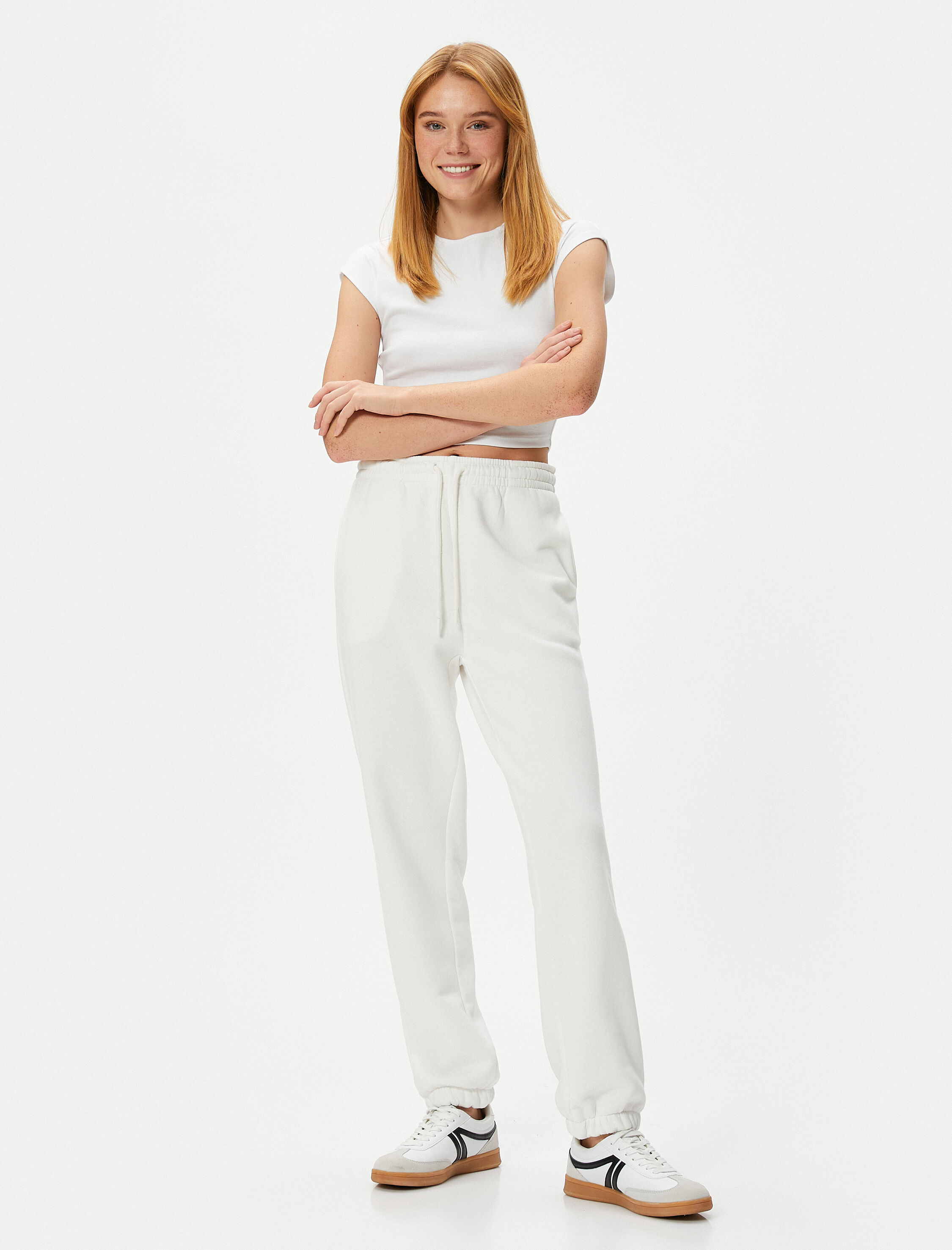   Jogger Eşofman Altı Bağcıklı Normal Bel Üç İplik Şardonlu