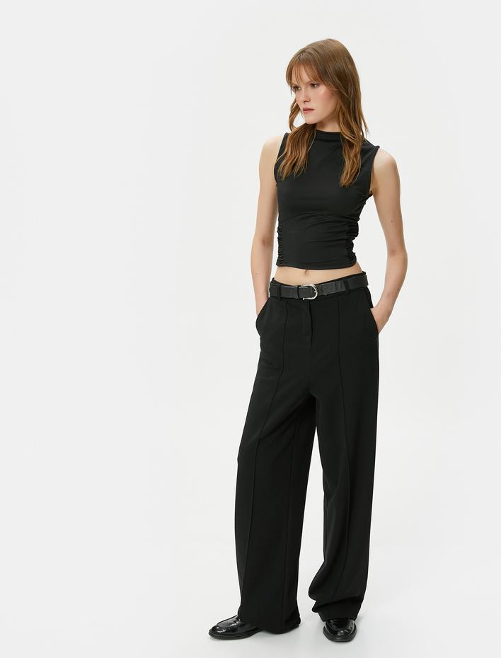  Halter Yaka Üst Yanları Drape Detaylı