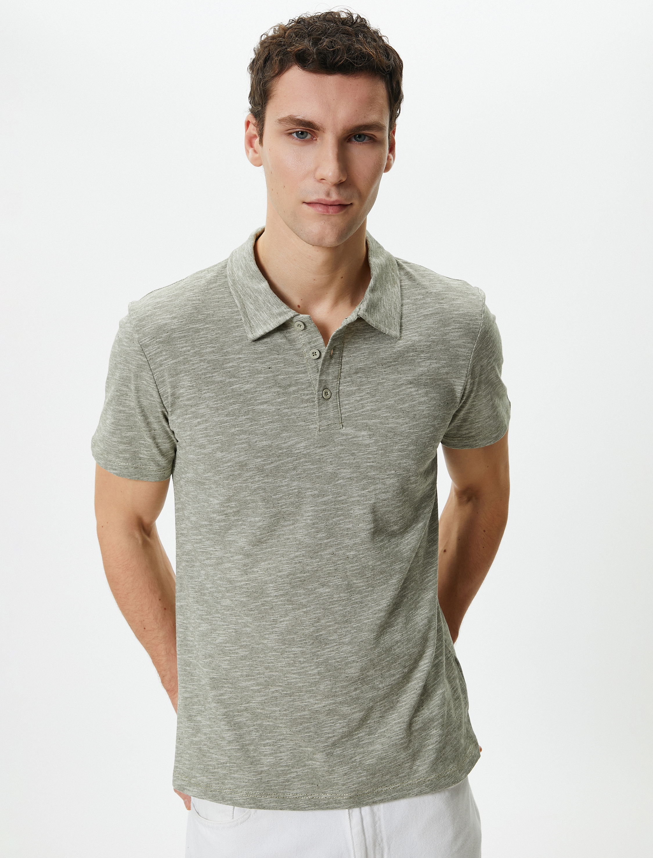   Polo Yaka Tişört Düğme Detaylı Kısa Kollu Kırçıllı