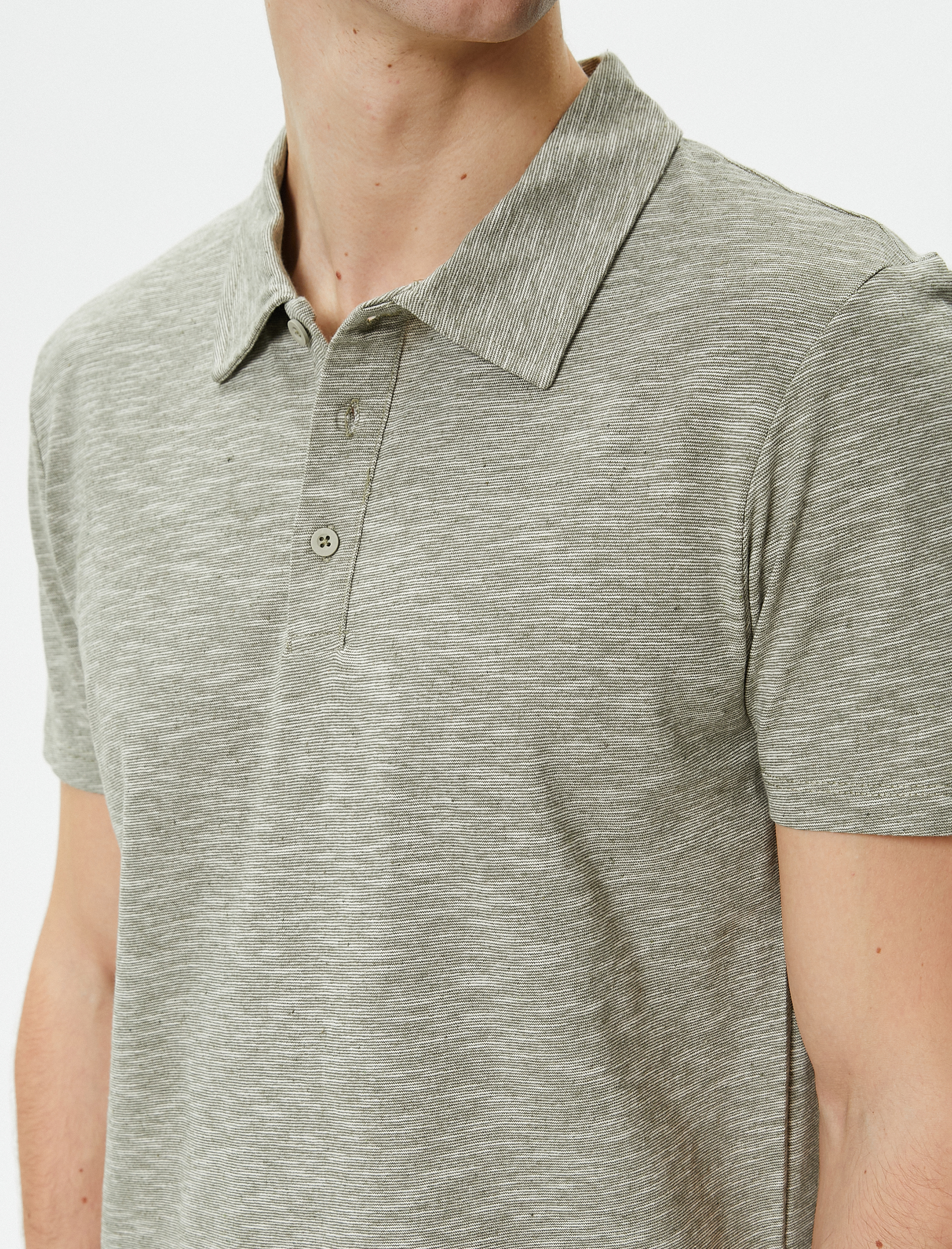   Polo Yaka Tişört Düğme Detaylı Kısa Kollu Kırçıllı