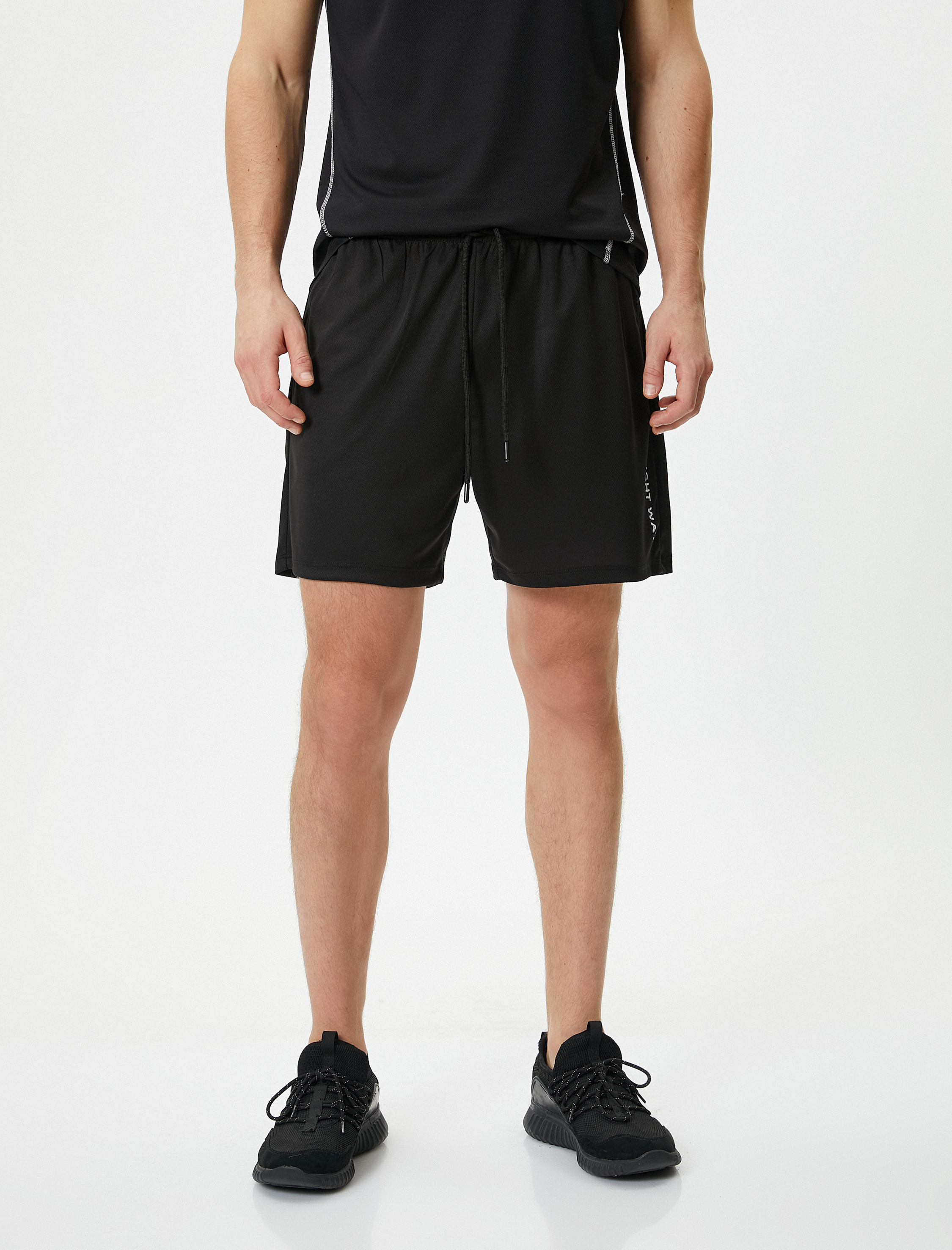   Spor Şort Beli Bağcıklı Slogan Baskılı Cepli