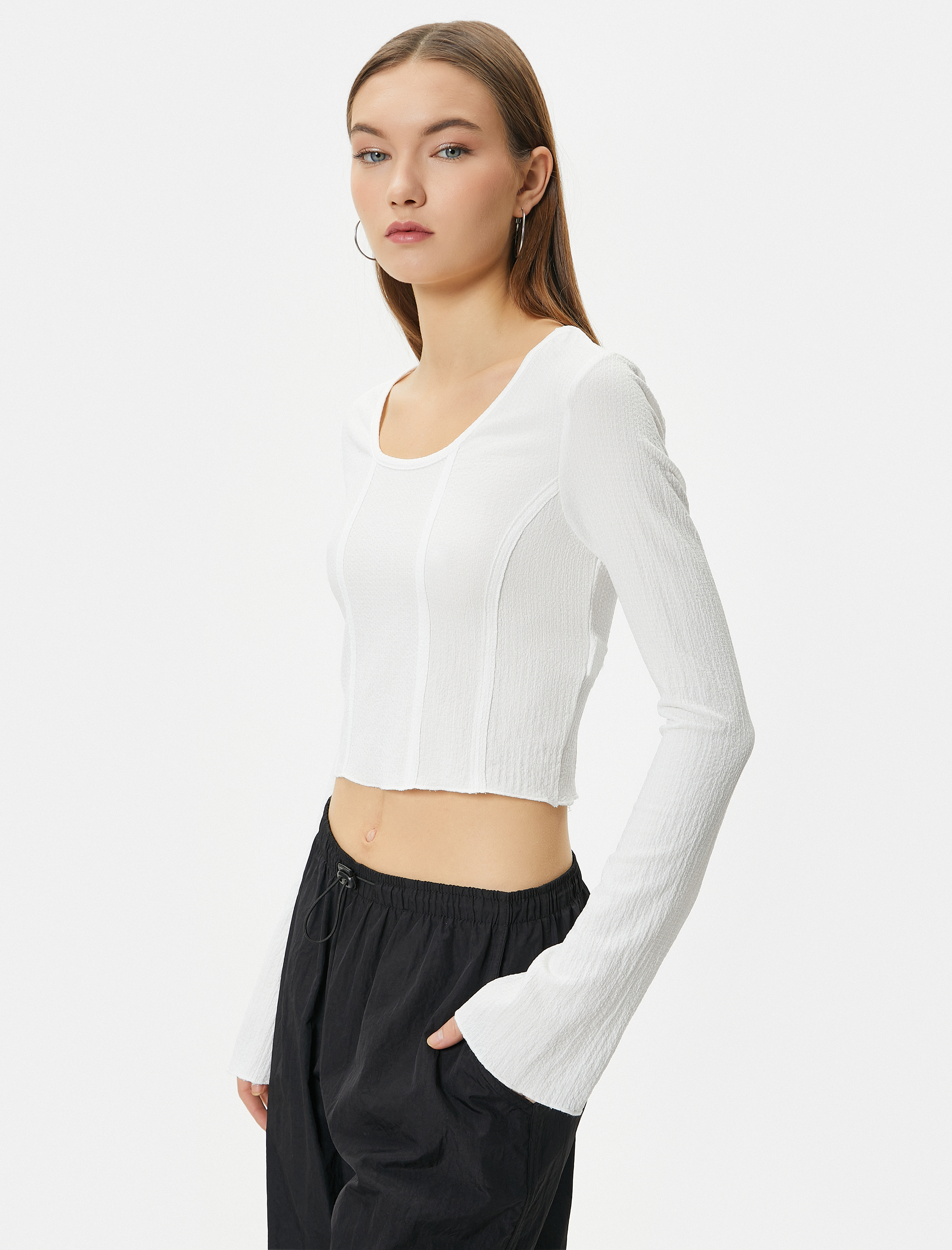   Crop Bluz Korse Detaylı Uzun Kollu U Yaka Ribanalı Bürümcük