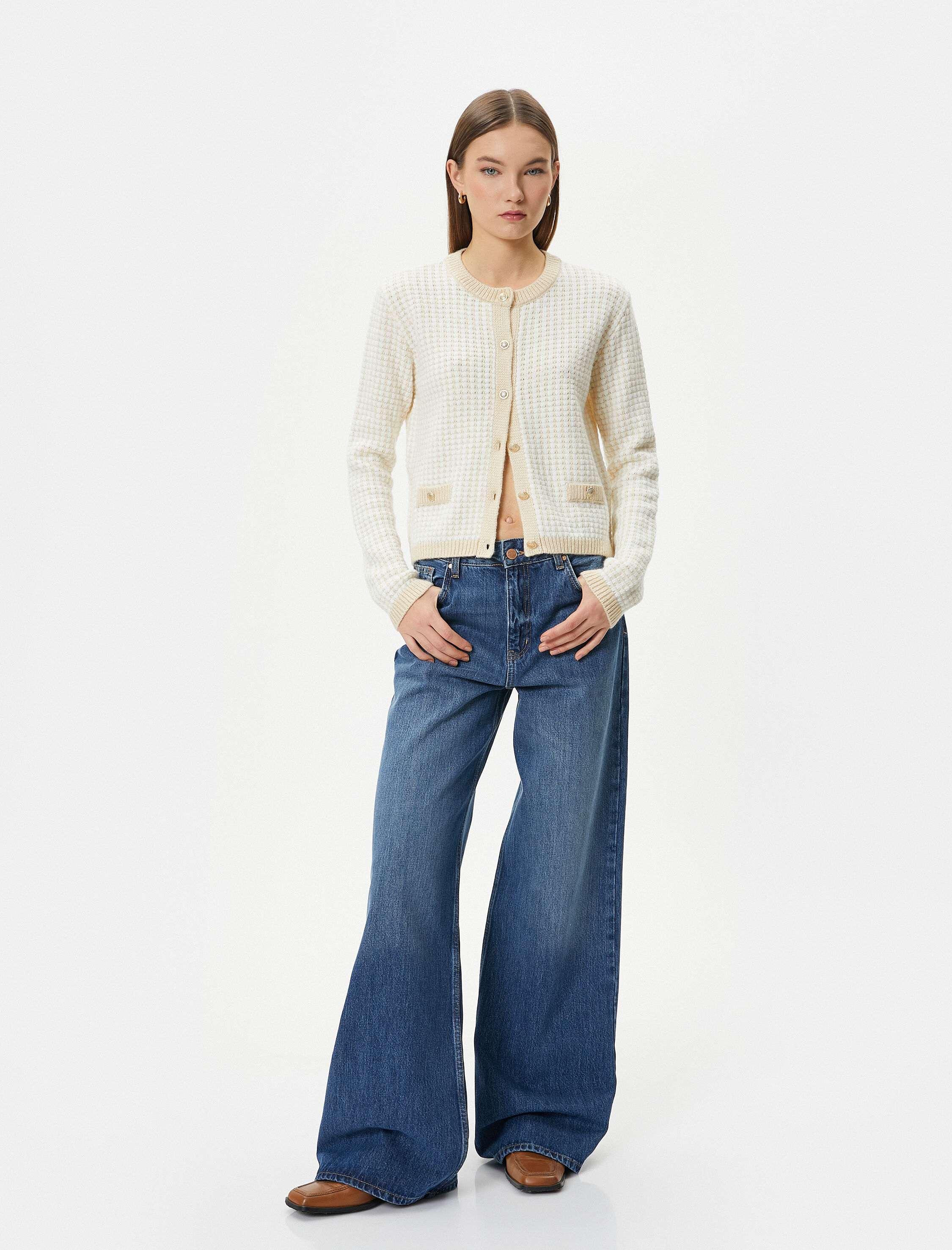   Triko Hırka Gold Düğme Detaylı Cepli Yuvarlak Yaka Uzun Kollu