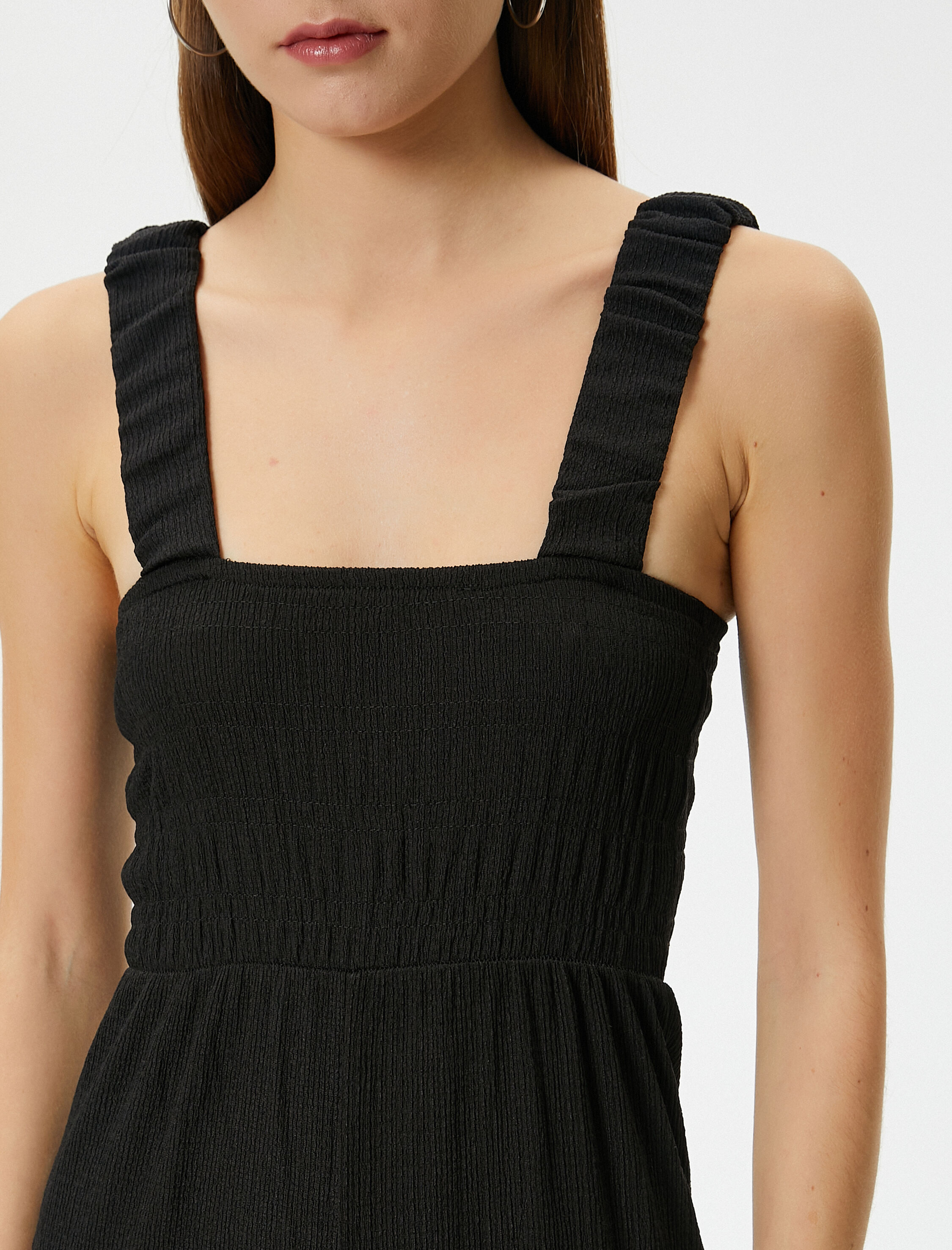   Tulum Kalın Askılı Kısa Düz Geniş Paça Kare Yaka Bürümcük