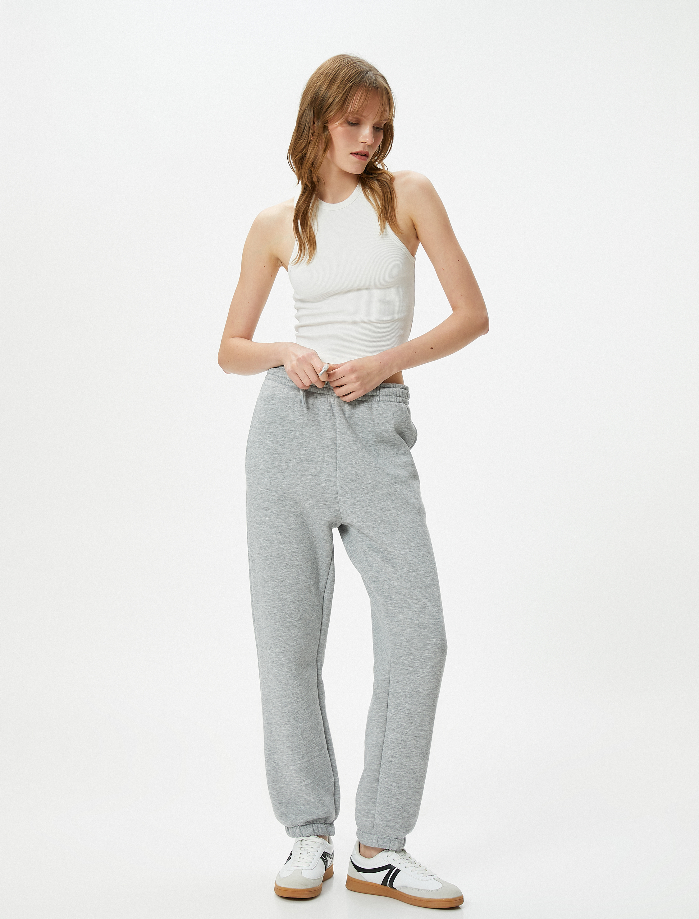   Jogger Eşofman Altı Bağcıklı Normal Bel Üç İplik Şardonlu