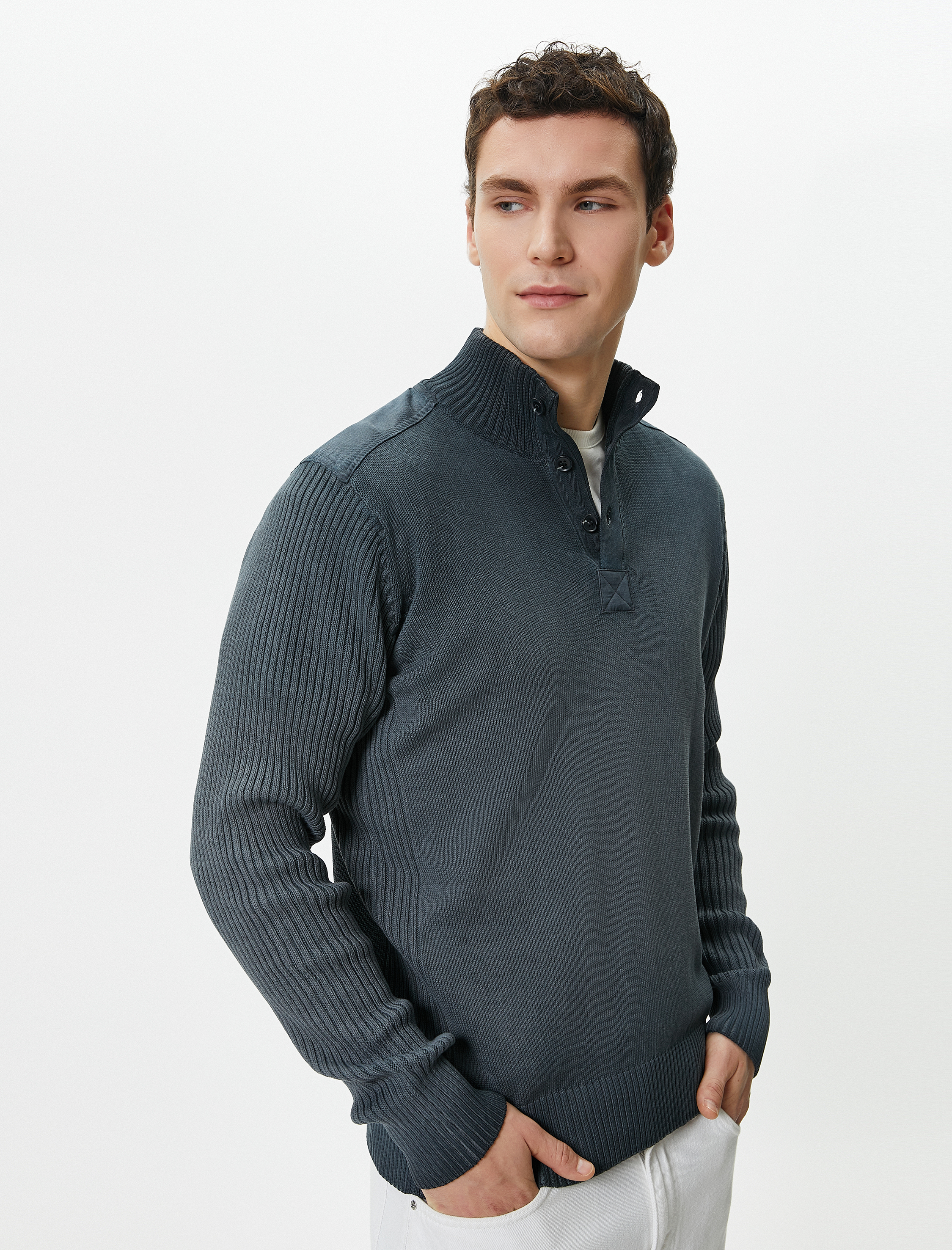   Dik Yaka Kazak Yıkamalı Düğme Detaylı Dokulu Pamuklu