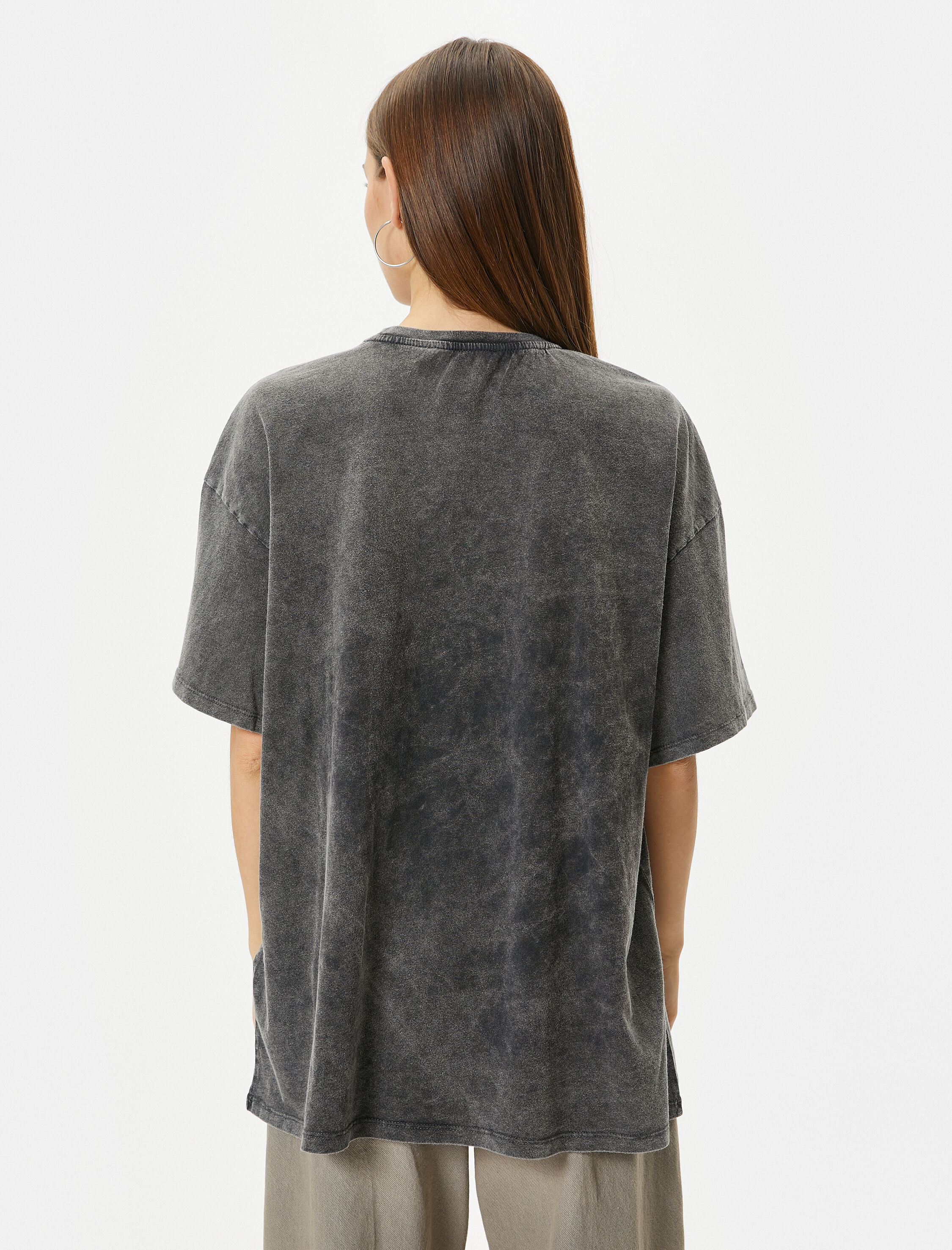   Rahat Kalıp Tişört Soluk Efektli Baskılı Kısa Kollu Bisiklet Yaka Pamuklu