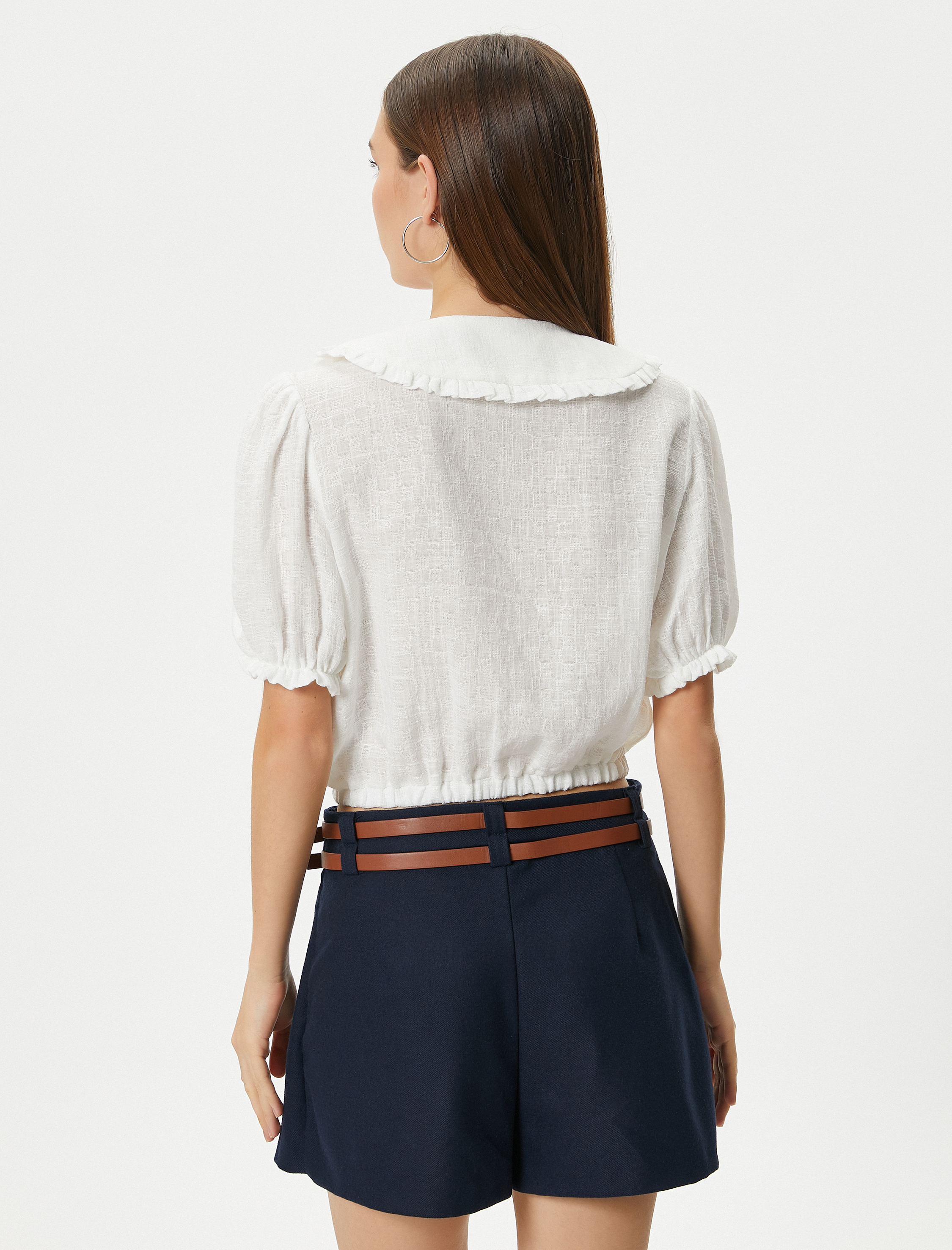   Balon Kol Crop Bluz Geniş Bebe Yaka Düğmeli Pamuklu