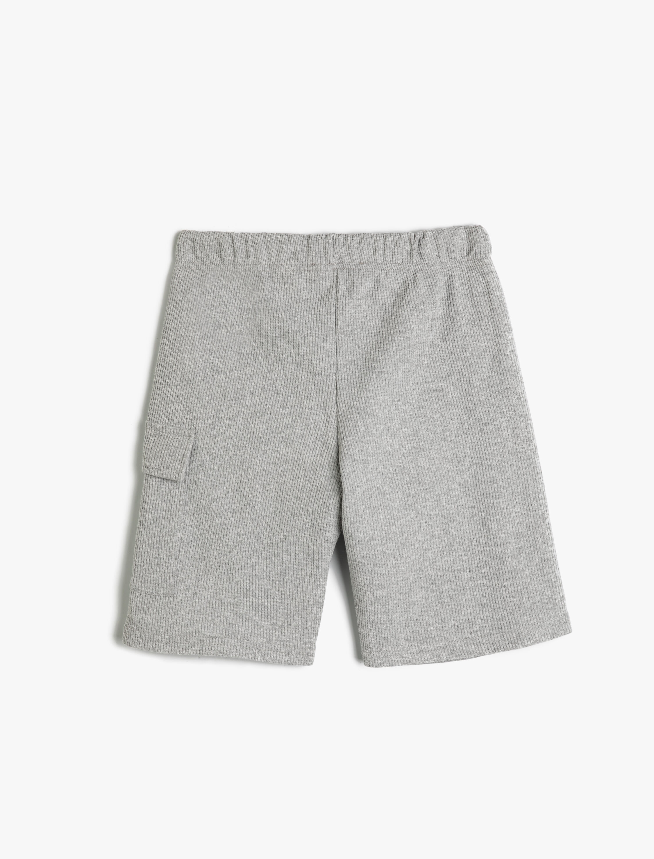  Erkek Çocuk Basic Şort Beli Bağlamalı Kapaklı Cep Detaylı