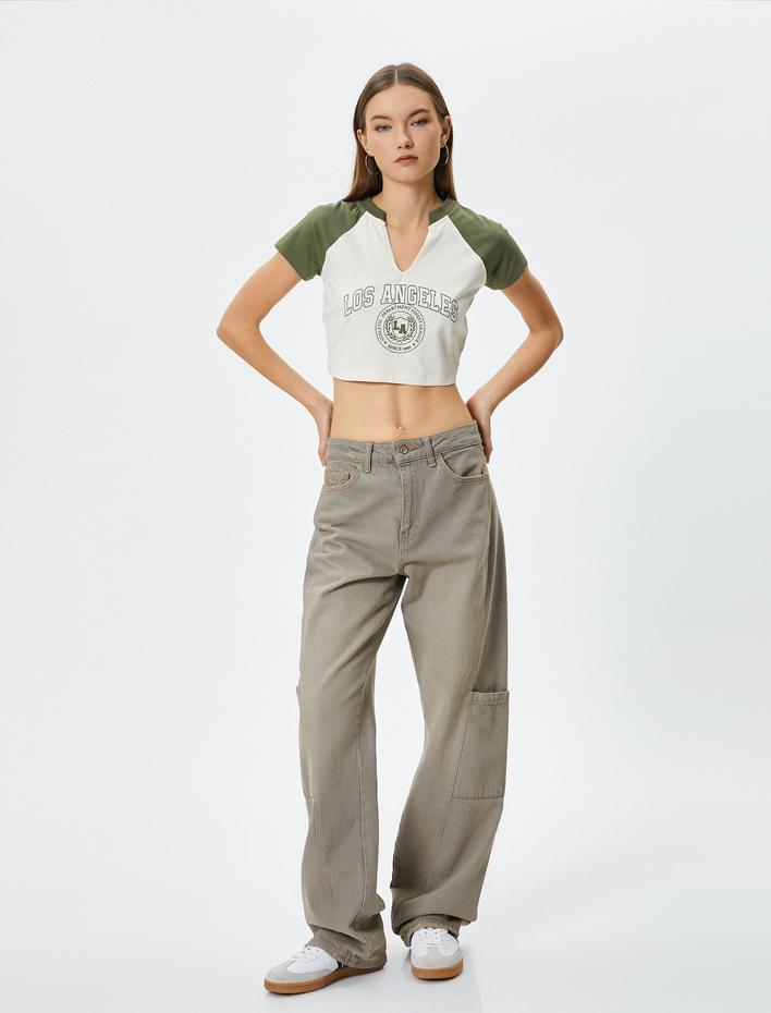  Kolej Crop Tişört V Yaka Kısa Kollu Pamuklu