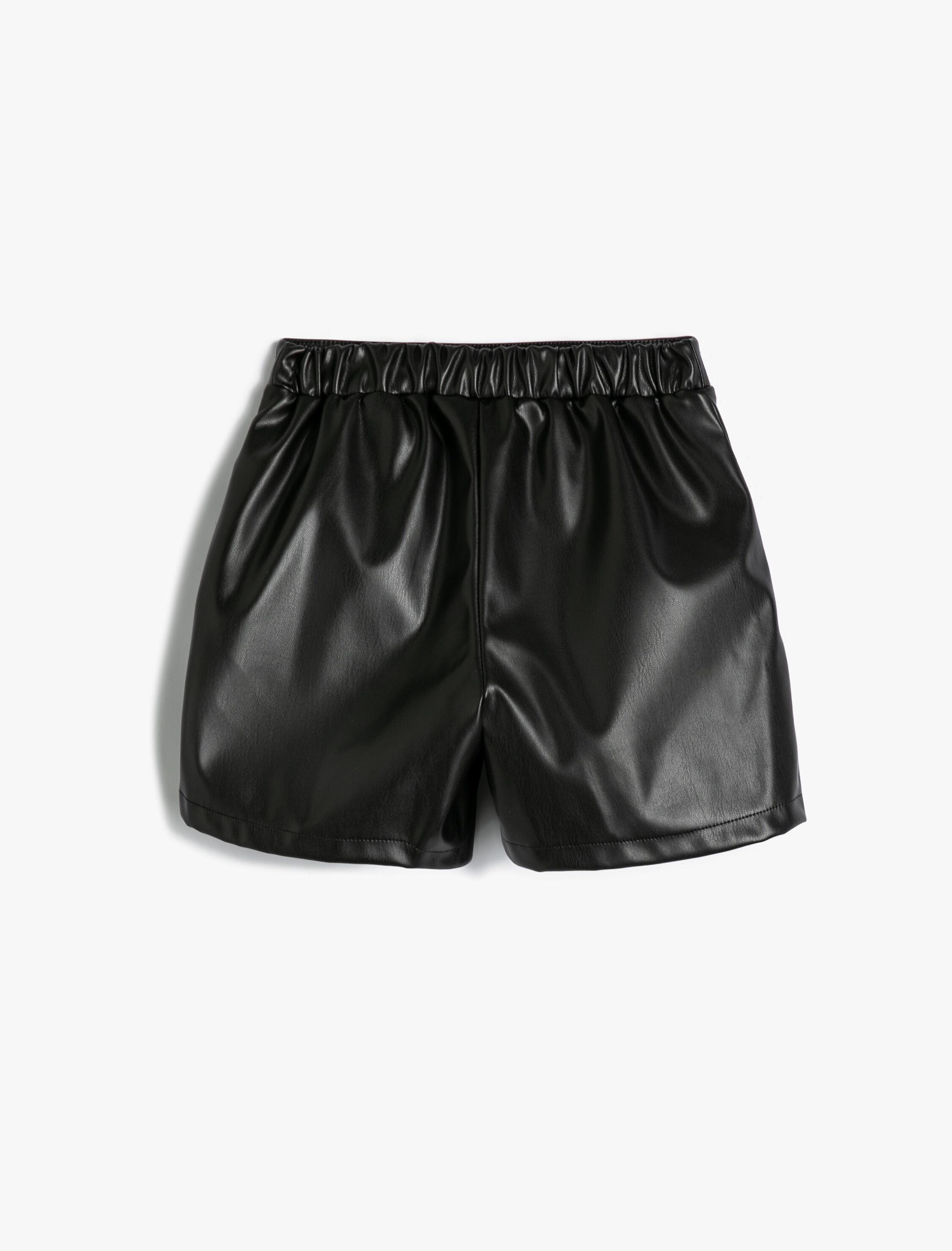  Kız Çocuk Şort Etek Deri Görünümlü Beli Lastikli Toka Detaylı