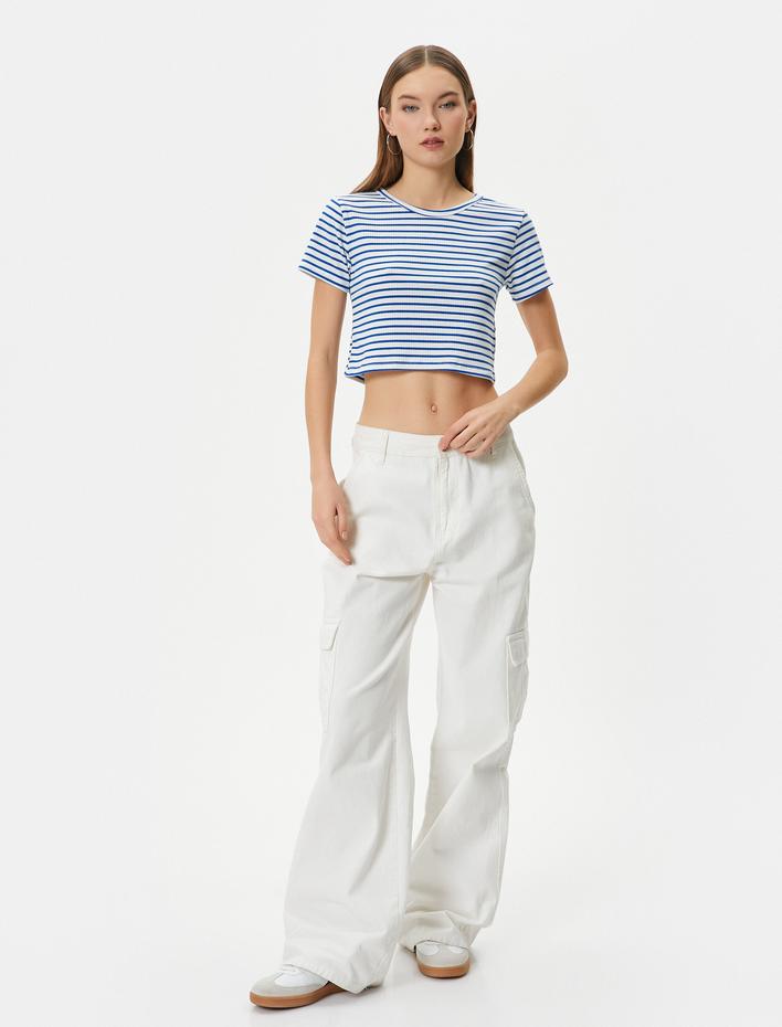  Crop Tişört Slim Fit Ribanalı Kısa Kollu Bisiklet Yaka