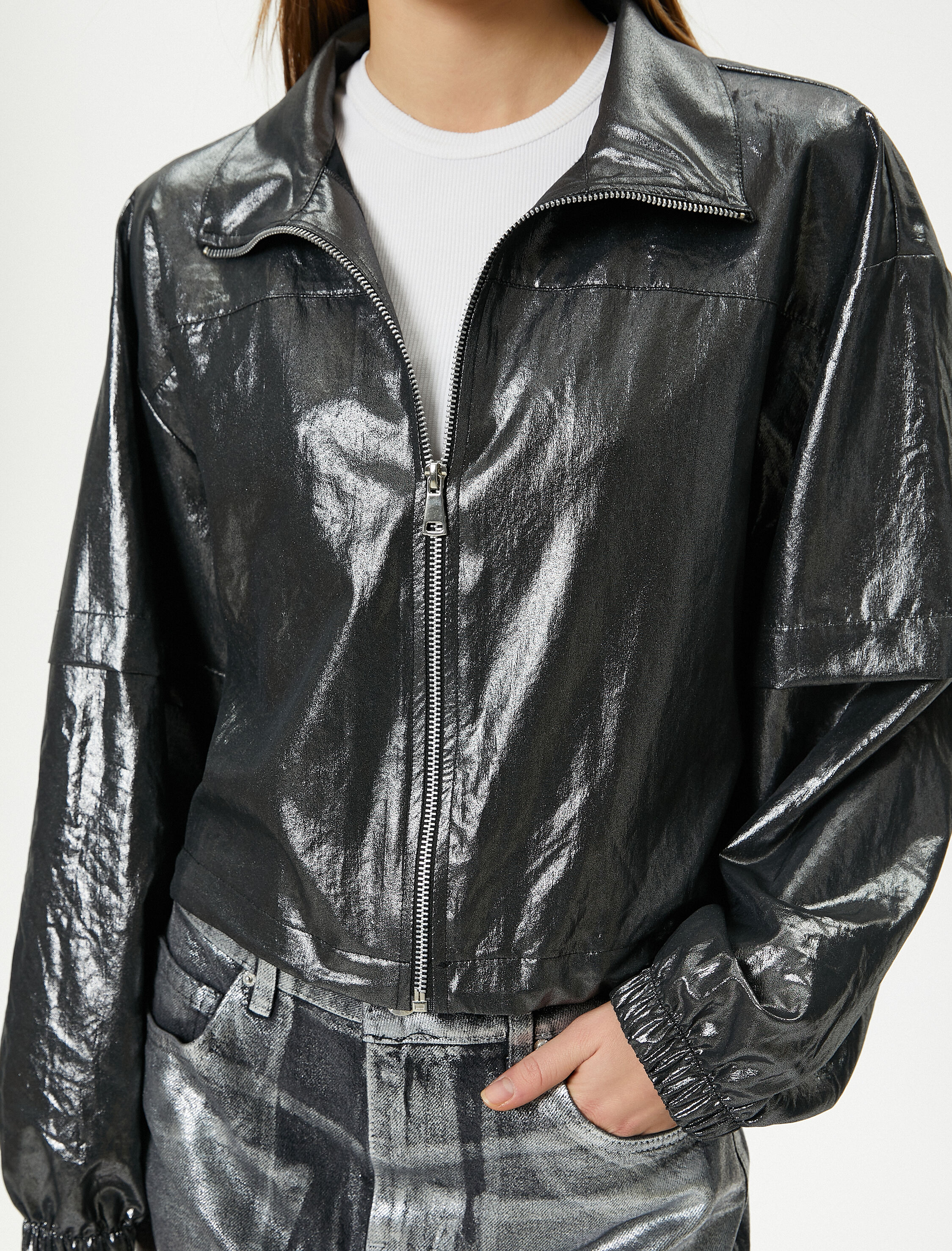   Metalik Parlak Ceket Fermuarlı Dik Yaka Paraşüt Kumaş