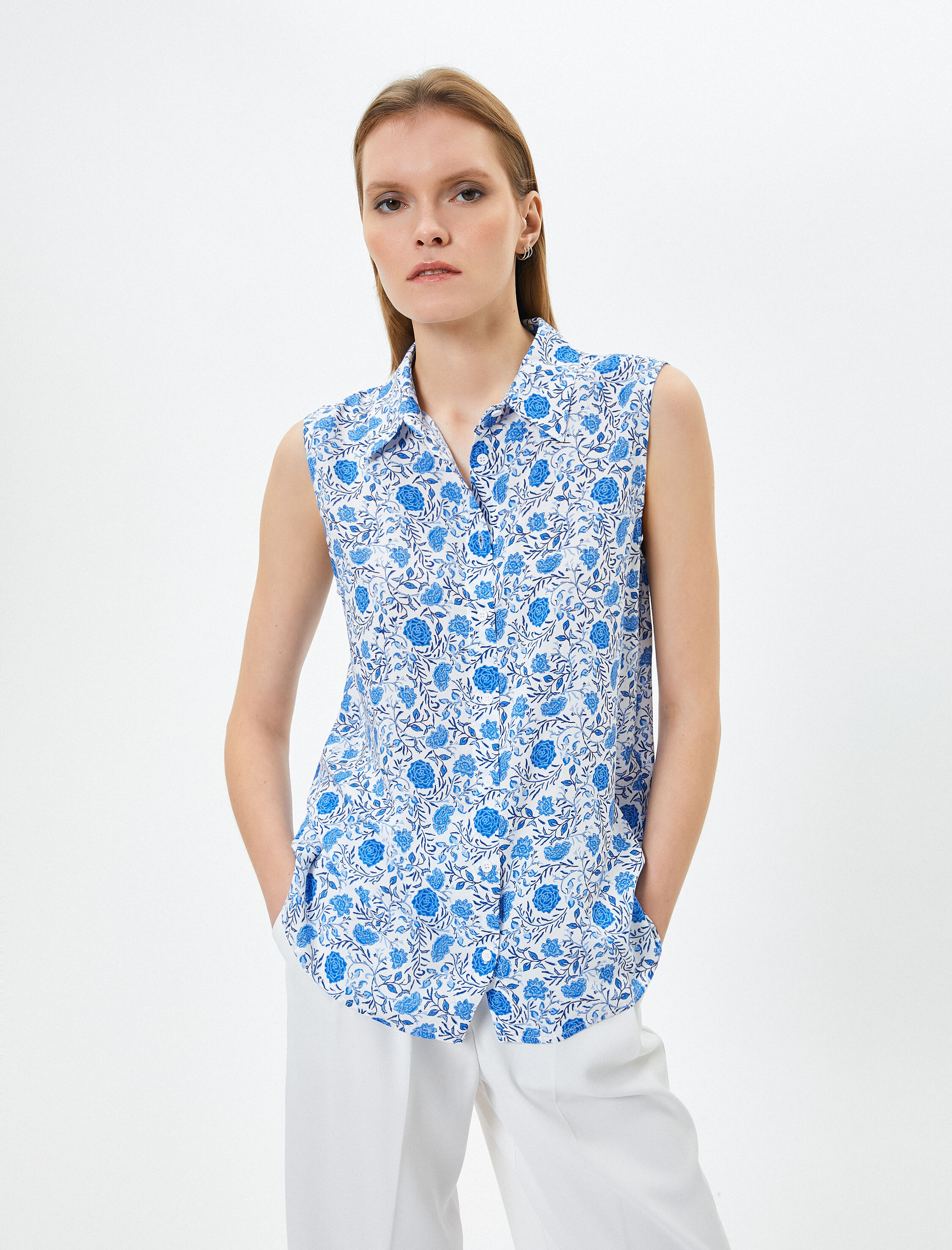   Çiçekli Gömlek Kolsuz Düğmeli Viskon