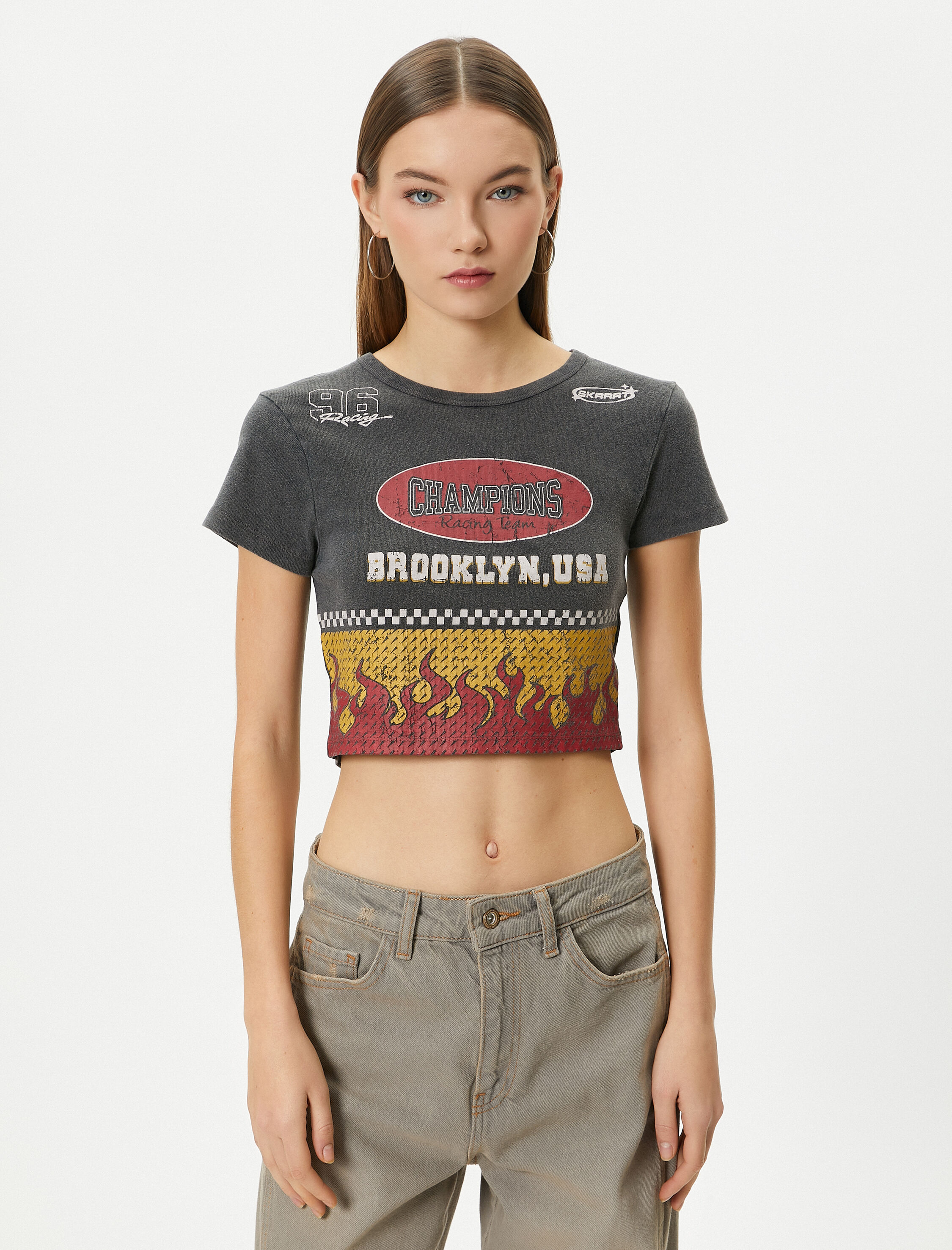   Soluk Efektli Crop Tişört Baskılı Kısa Kollu Bisiklet Yaka Pamuklu