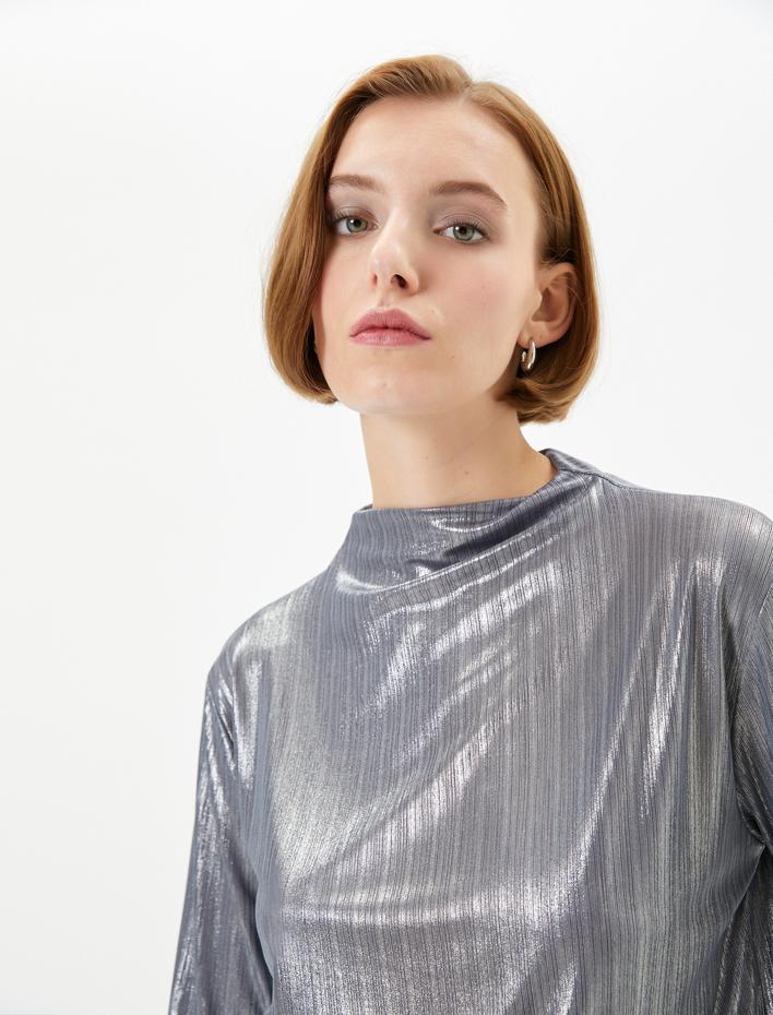  Uzun Kollu Tişört Metalik Parlak Dik Yaka