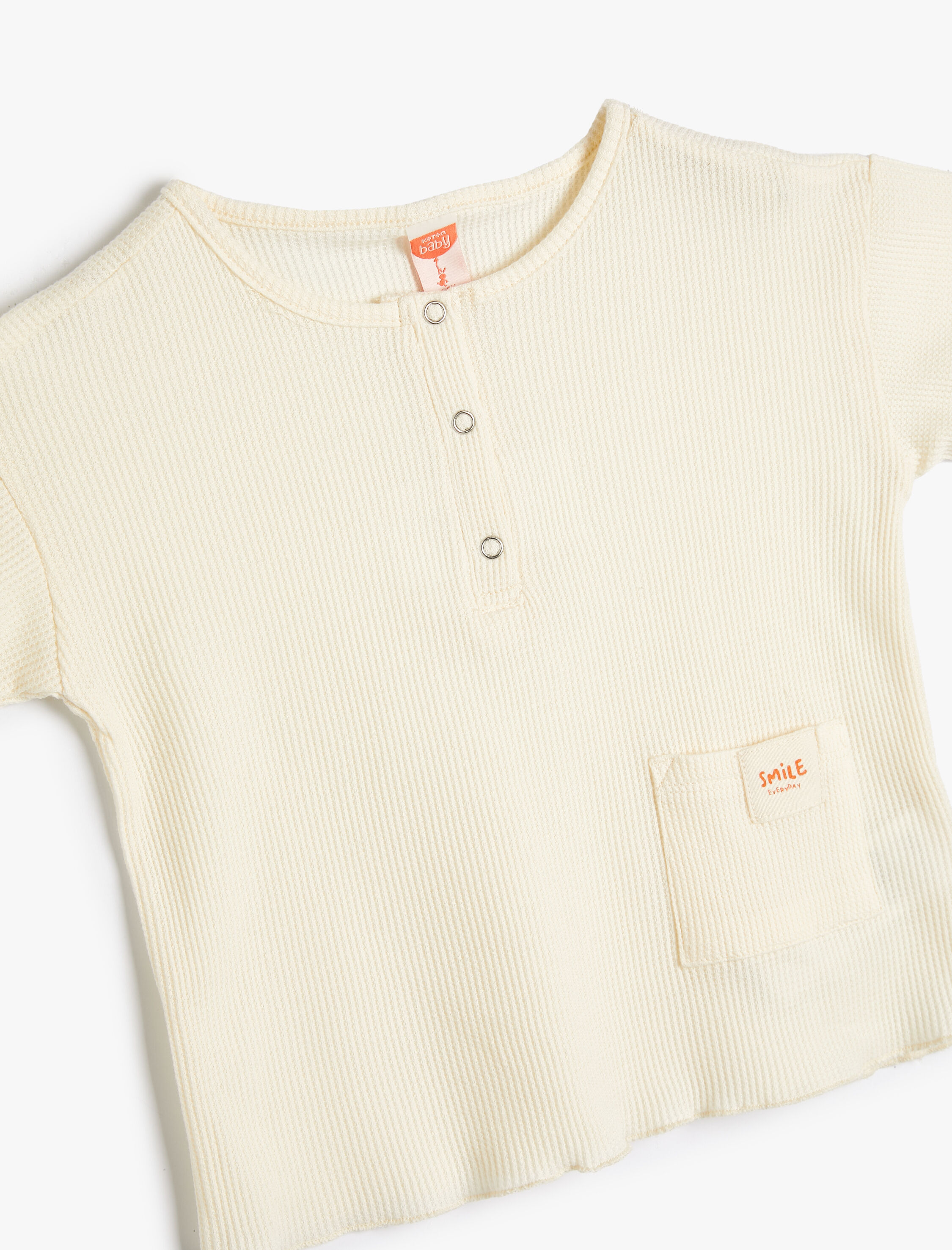  Kız Bebek Tişört Çıtçıt Düğme Detaylı Yuvarlak Yaka Kısa Kollu