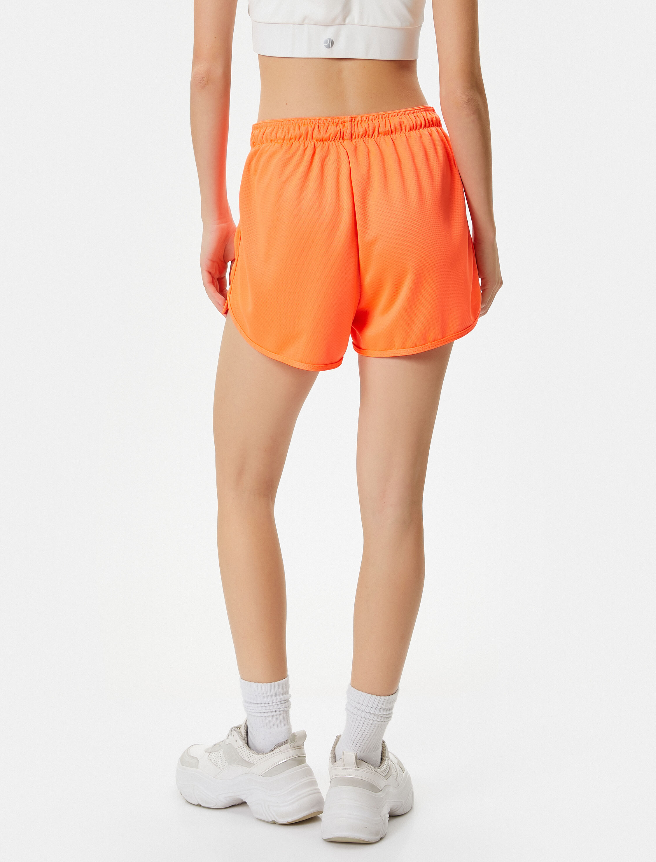   Koşu Şortu Beli Bağlamalı Bol Kalıp