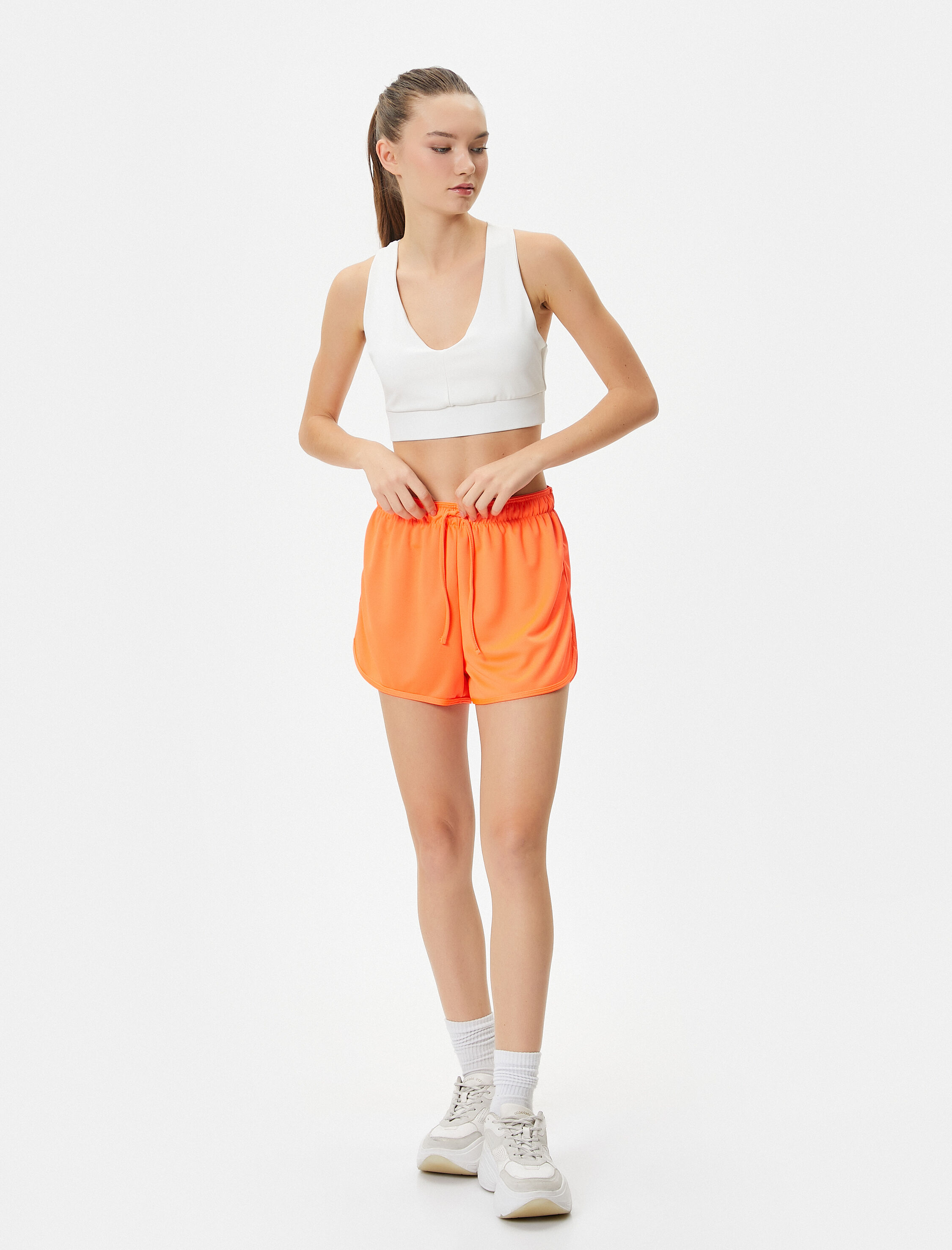   Koşu Şortu Beli Bağlamalı Bol Kalıp