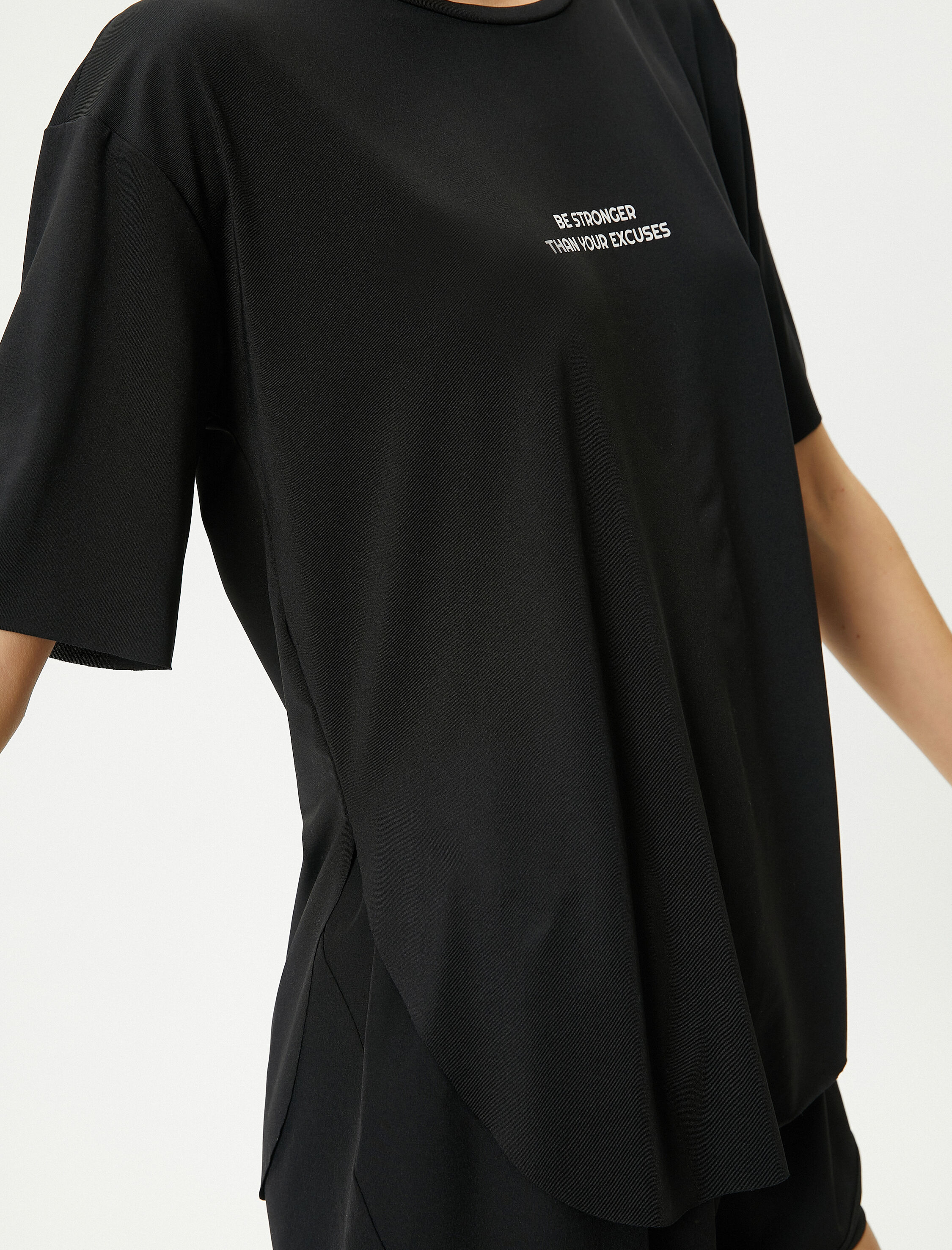   Spor Tişört Kısa Kollu Bisiklet Yaka Baskı Detaylı