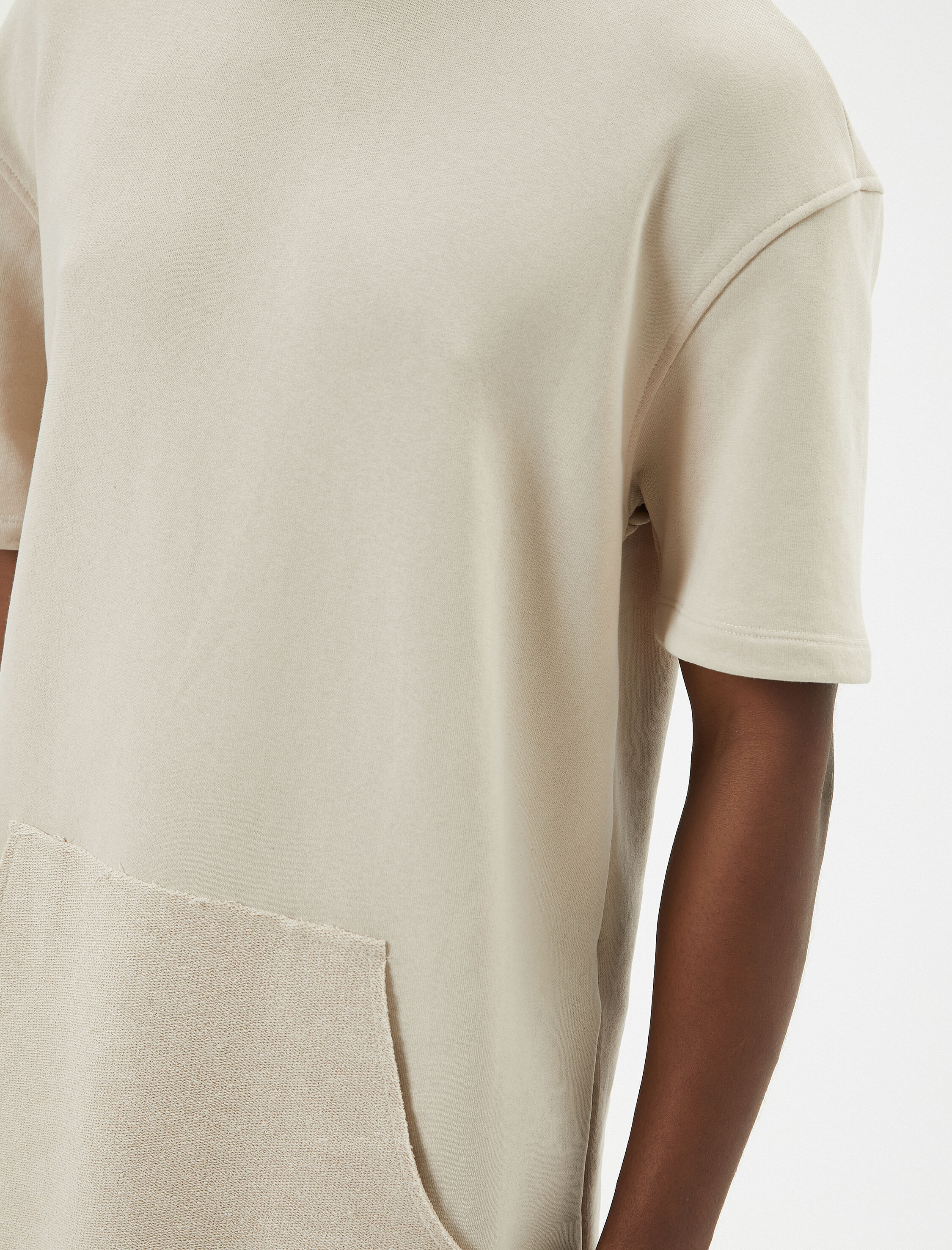   Kapşonlu Tişört Kısa Kollu Kanguru Cep Detaylı Düşük Omuzlu