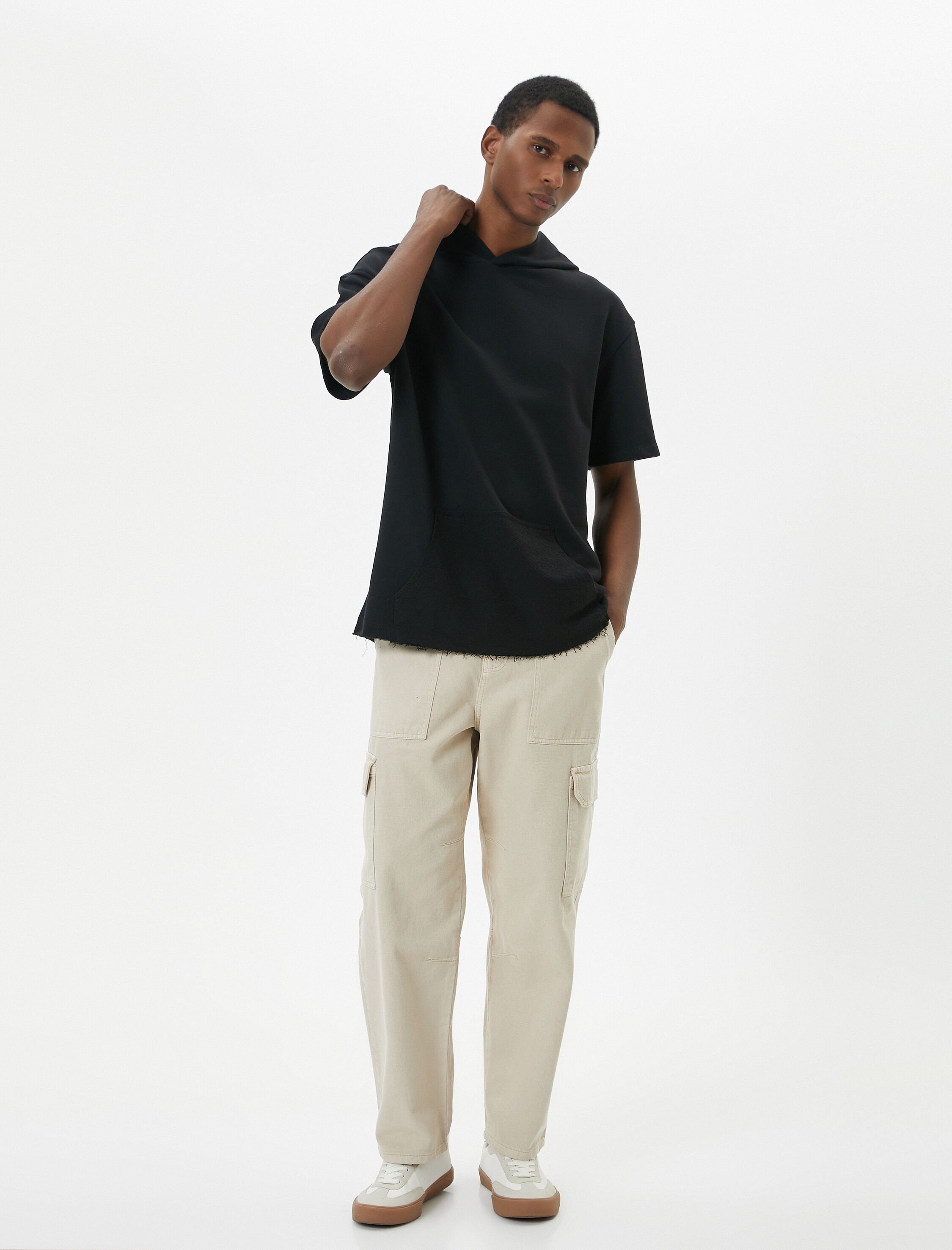   Kapşonlu Tişört Kısa Kollu Kanguru Cep Detaylı Düşük Omuzlu