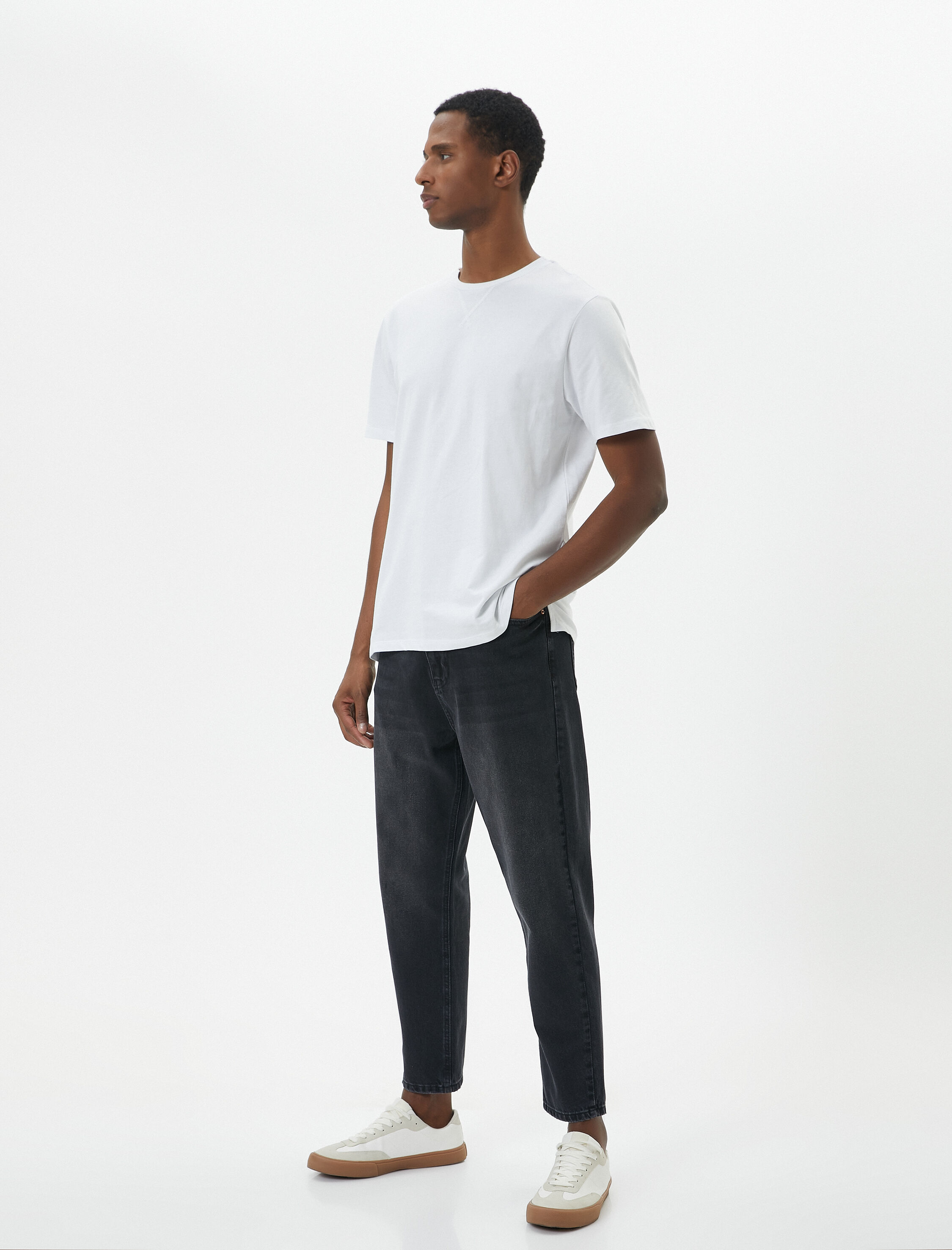 Koton Erkek Loose Fit Yıkamalı Bol Kot Pantolon – Steve Jean