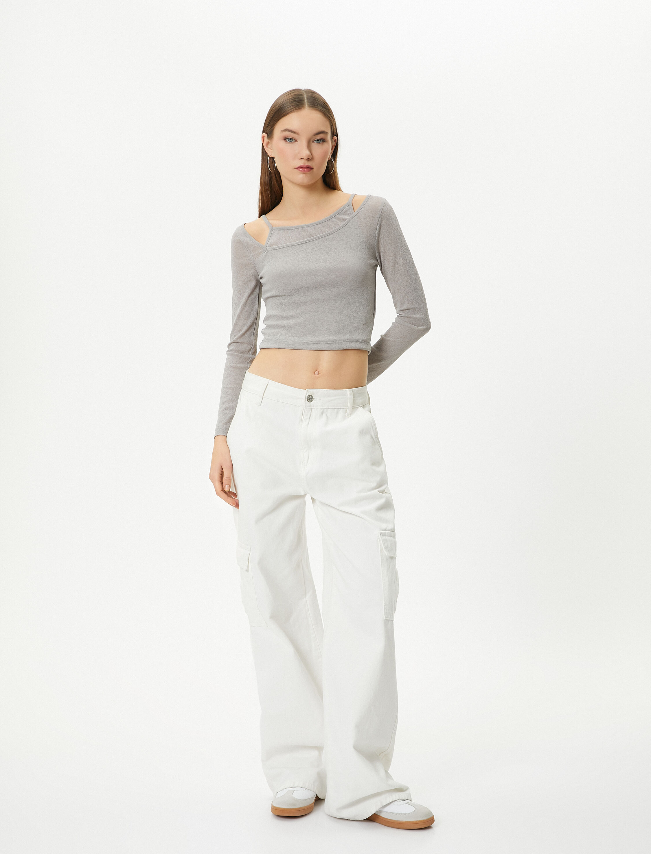   Omzu Açık Crop Tişört Çift Asimetrik Yaka Uzun Kollu Slim Fit